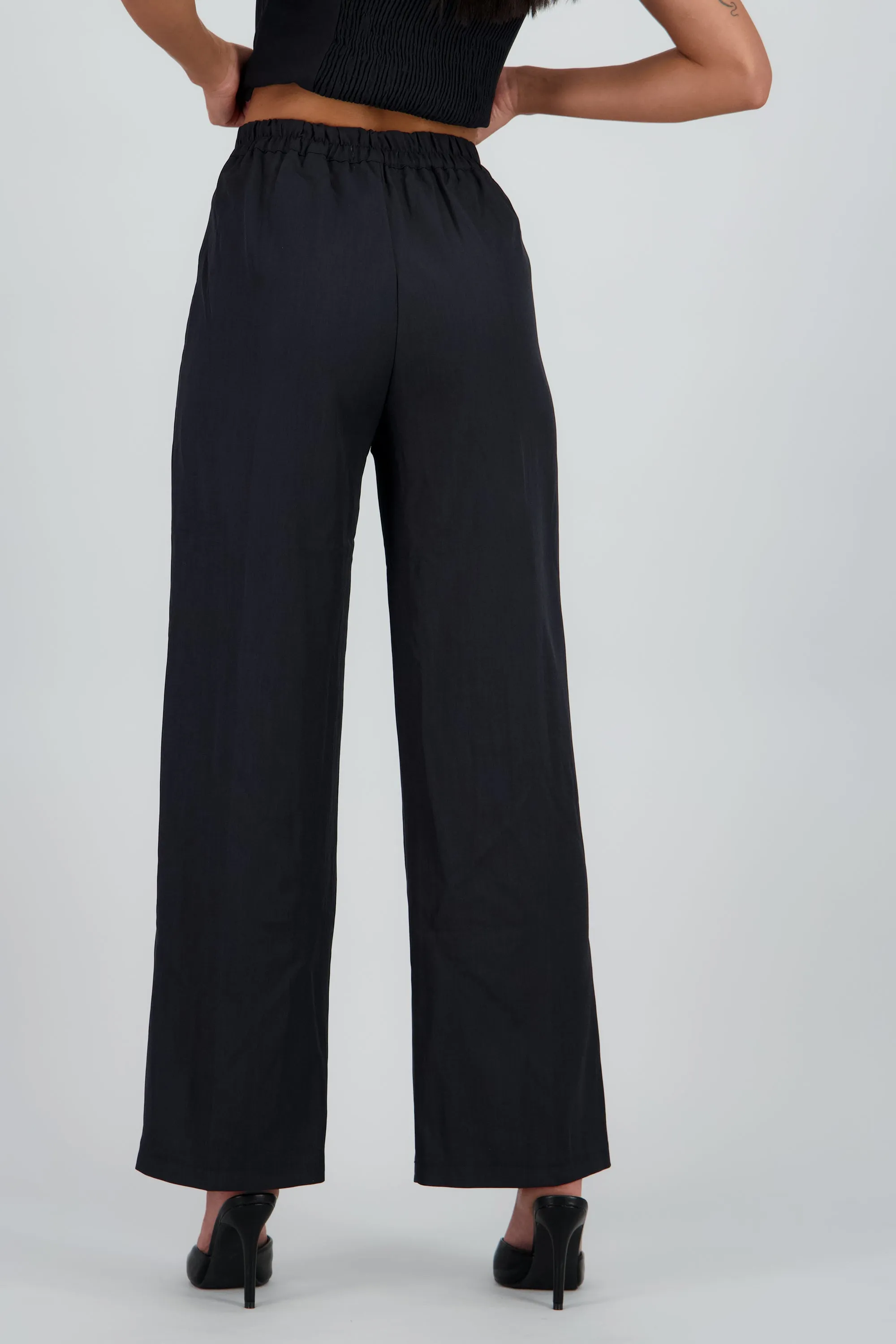 Pantalón recto con botón hypsters sold by Shasa product image thumbnail 4