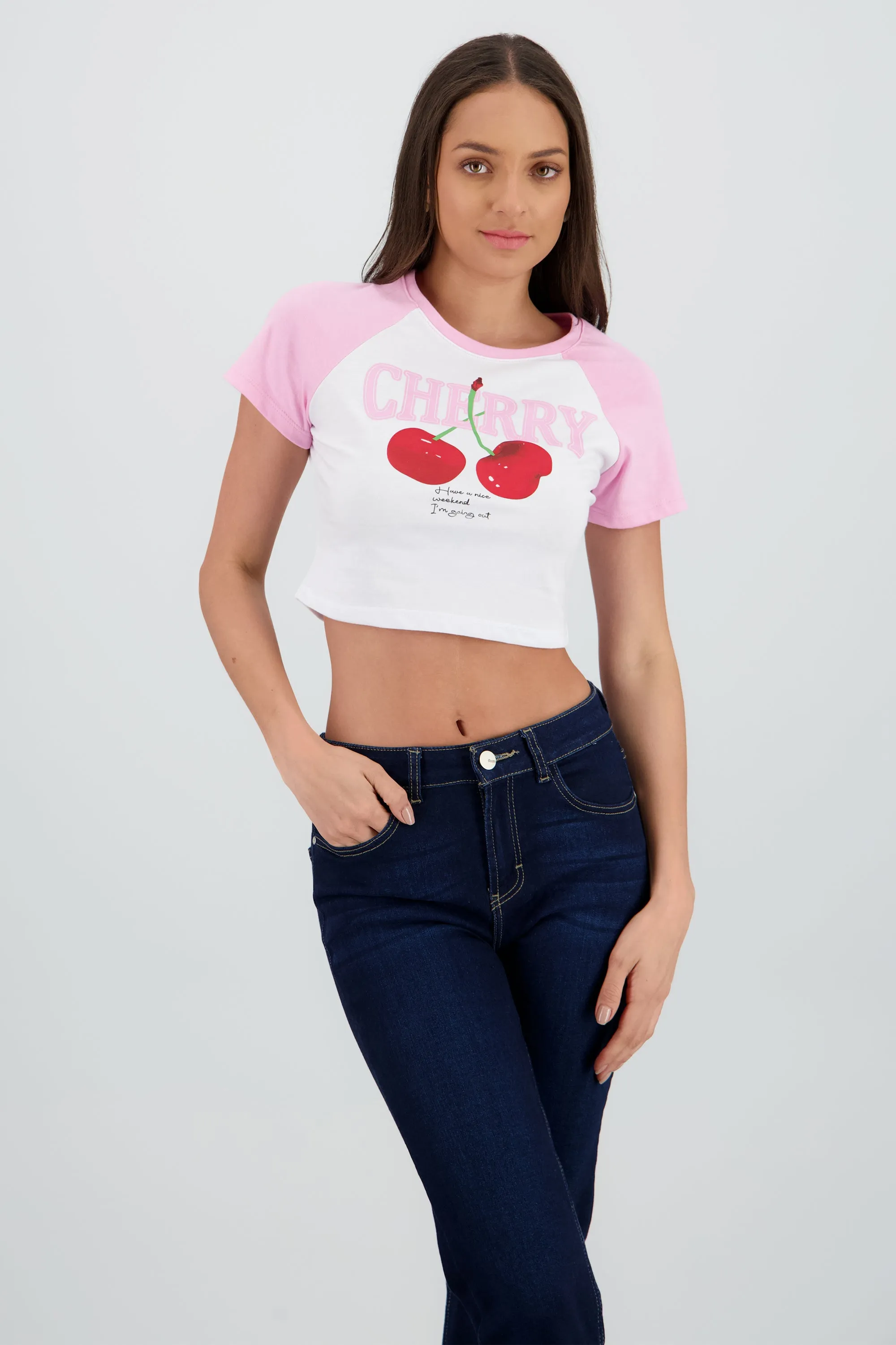 Playera crop cerezas contraste mangas sold by Shasa