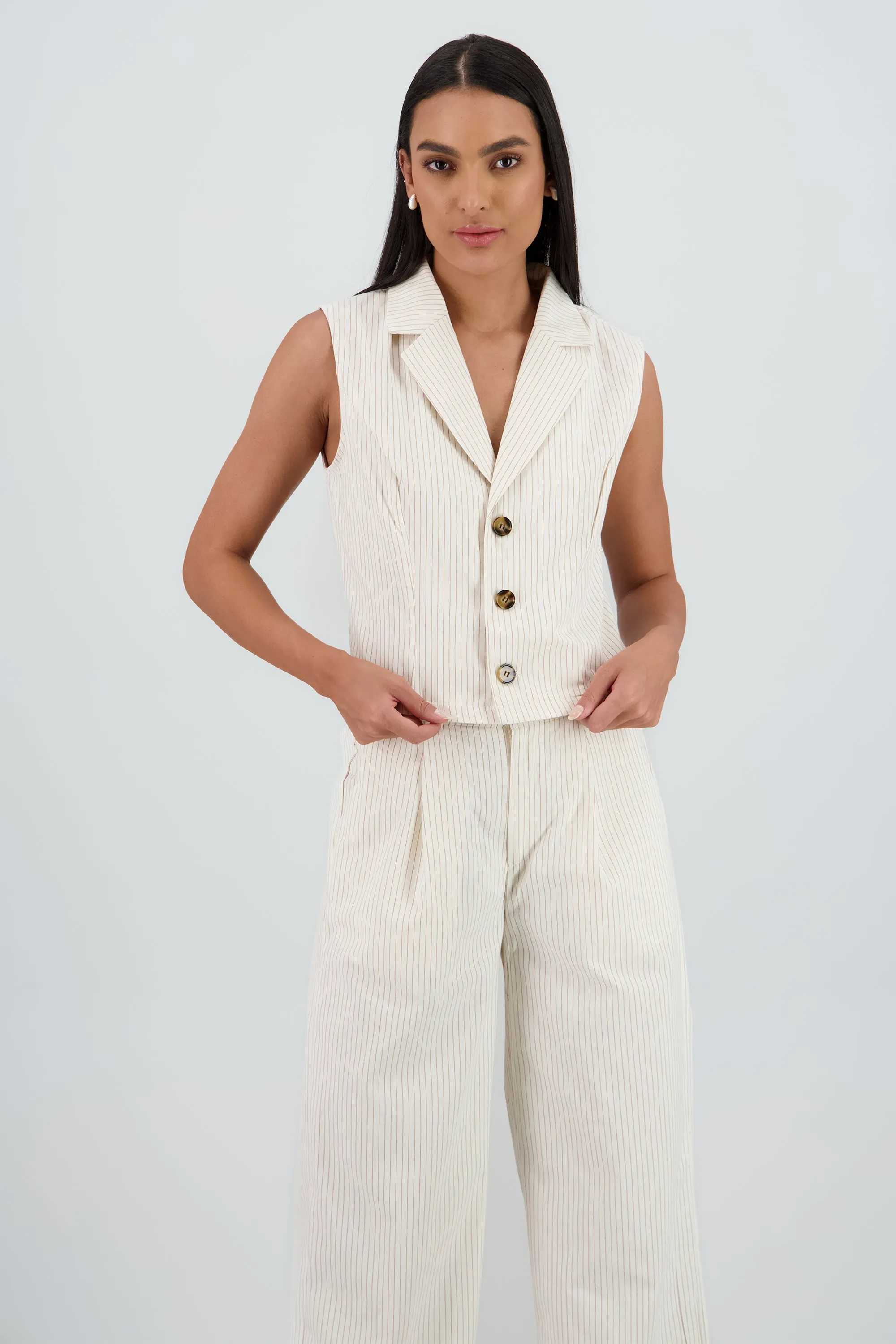 Chaleco rayas con cuello Hypsters sold by Shasa