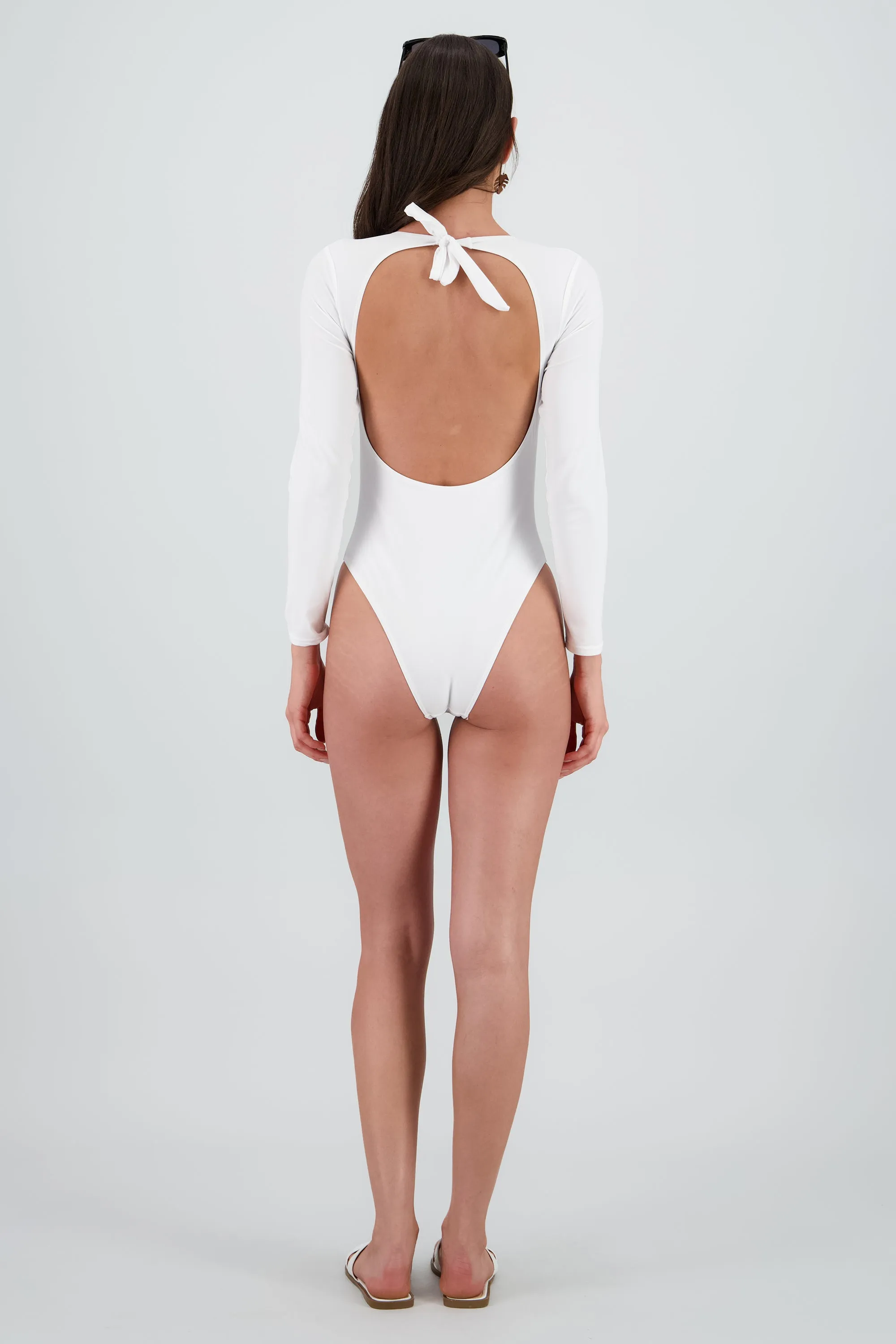 Traje de baño estampado flores manga larga sold by Shasa product image thumbnail 4