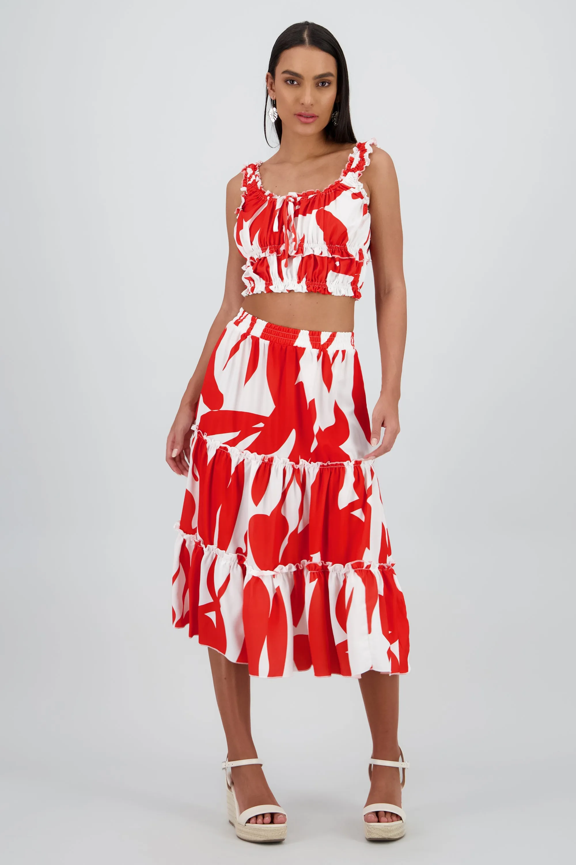 falda midi olanes pretina sold by Shasa