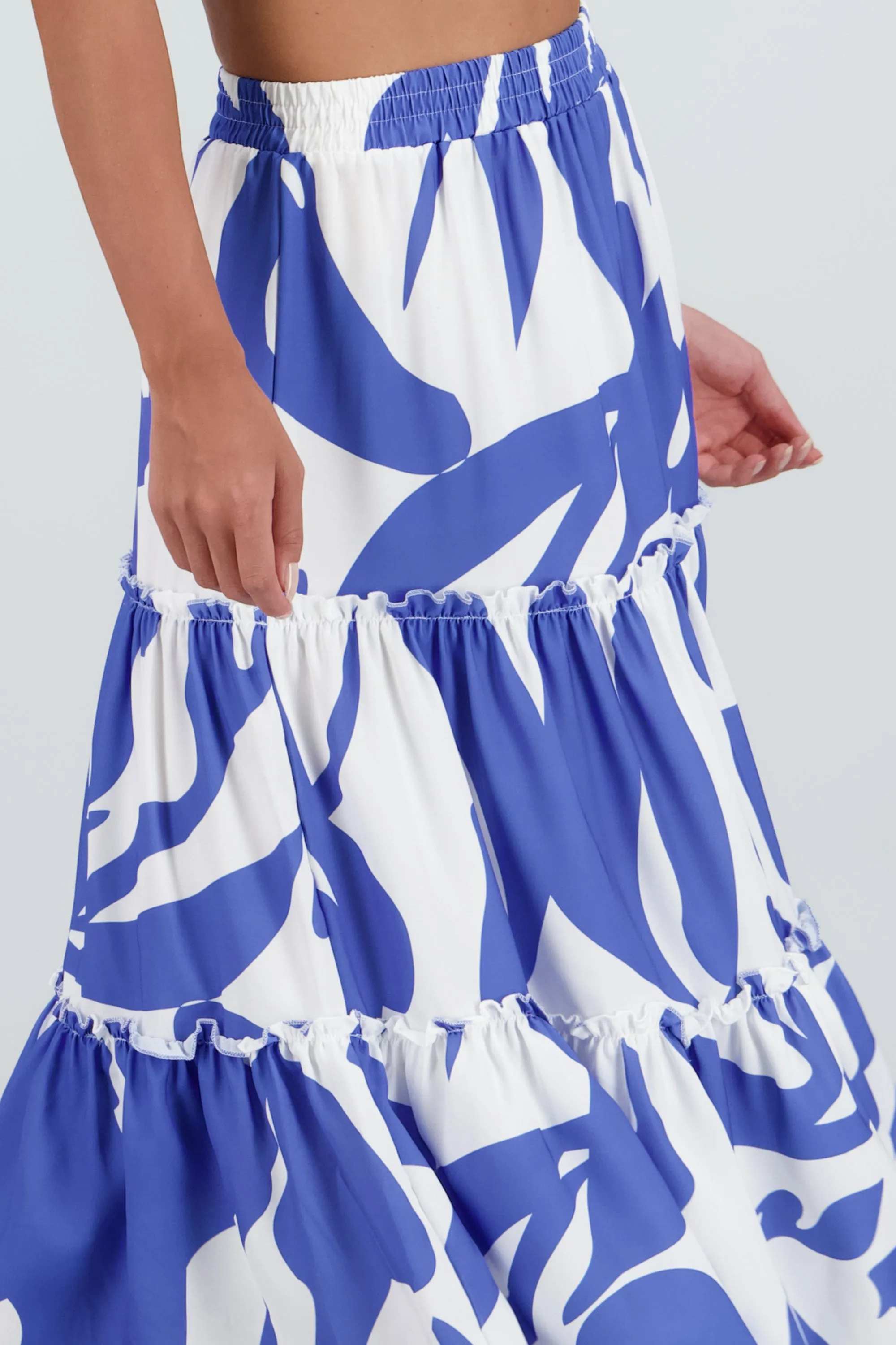 falda midi olanes pretina sold by Shasa product image thumbnail 5