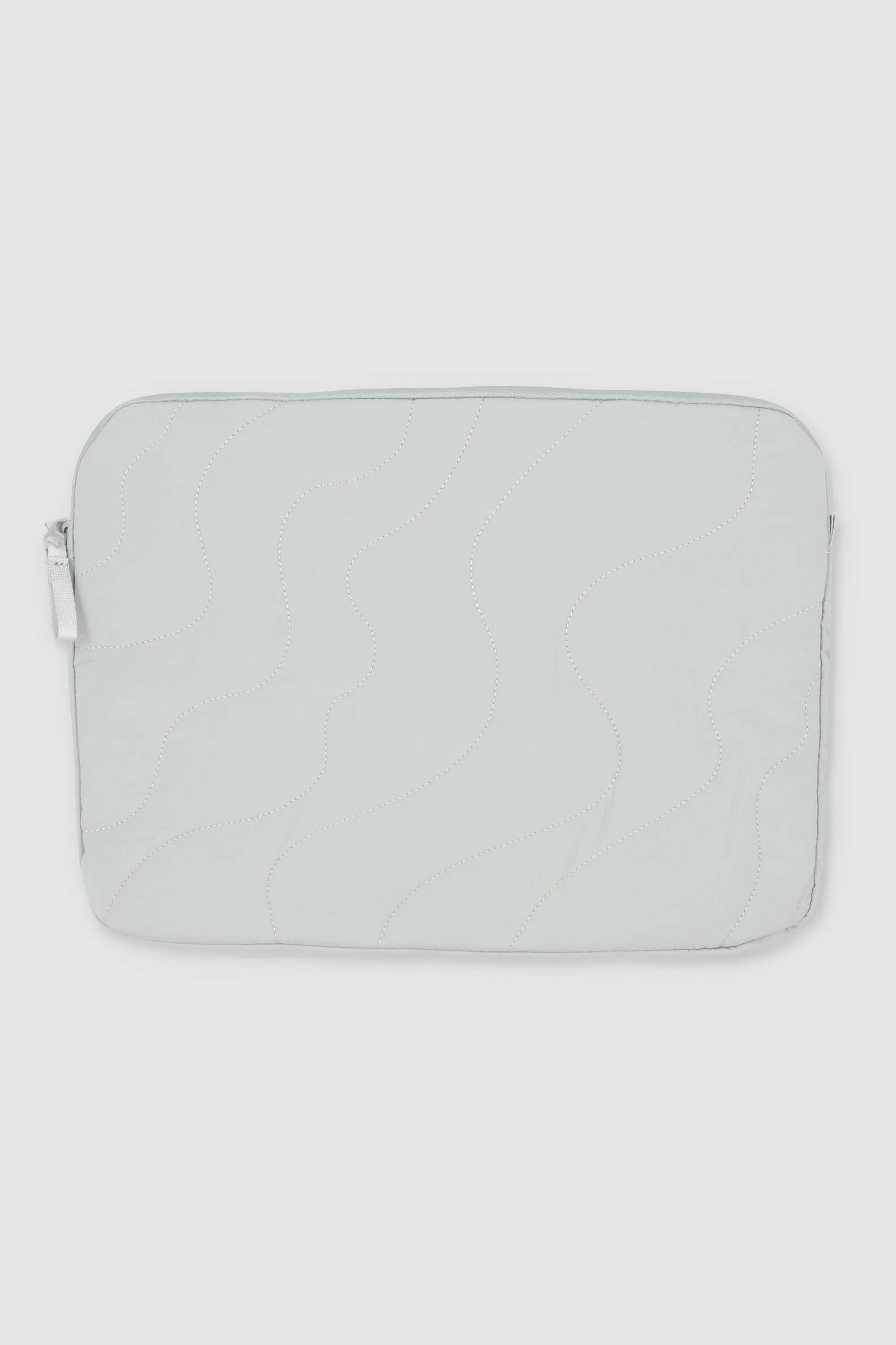 Funda lap capitonada ondas sold by Shasa