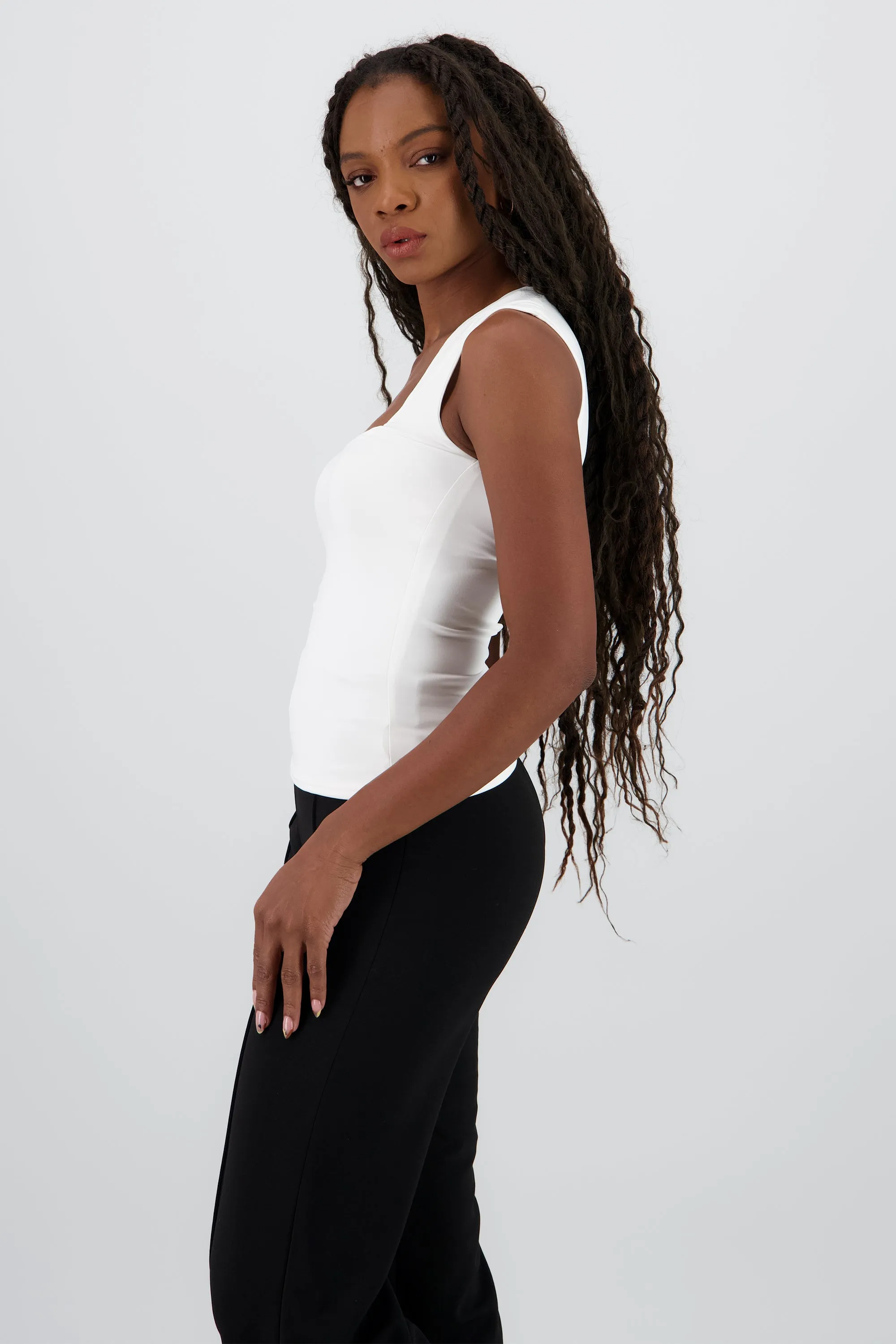 Top escote cuadrado sin mangas sold by Shasa product image thumbnail 3