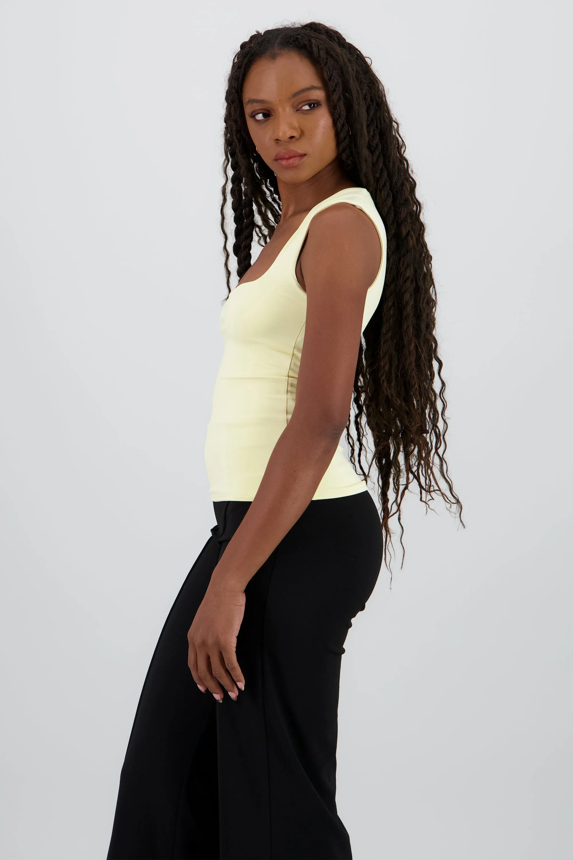 Top escote cuadrado sin mangas sold by Shasa product image thumbnail 3