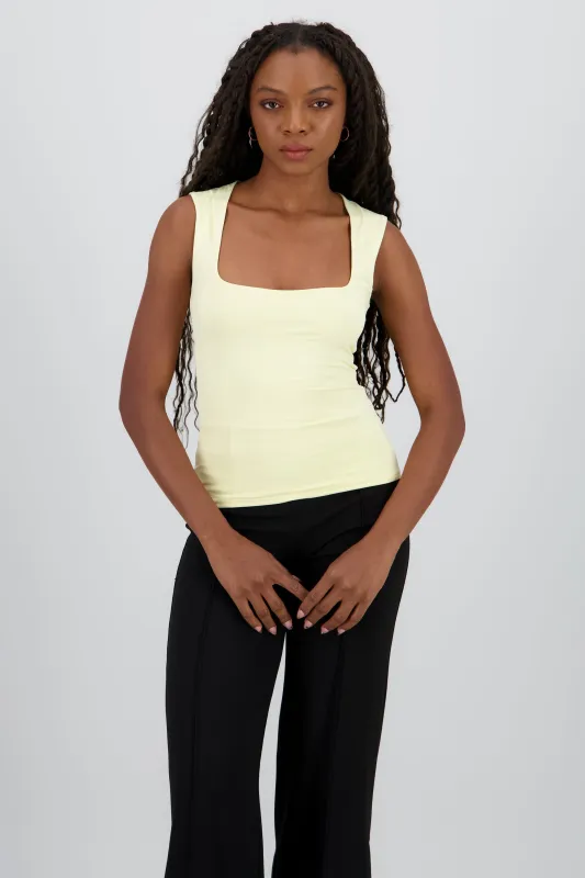 Top escote cuadrado sin mangas sold by Shasa