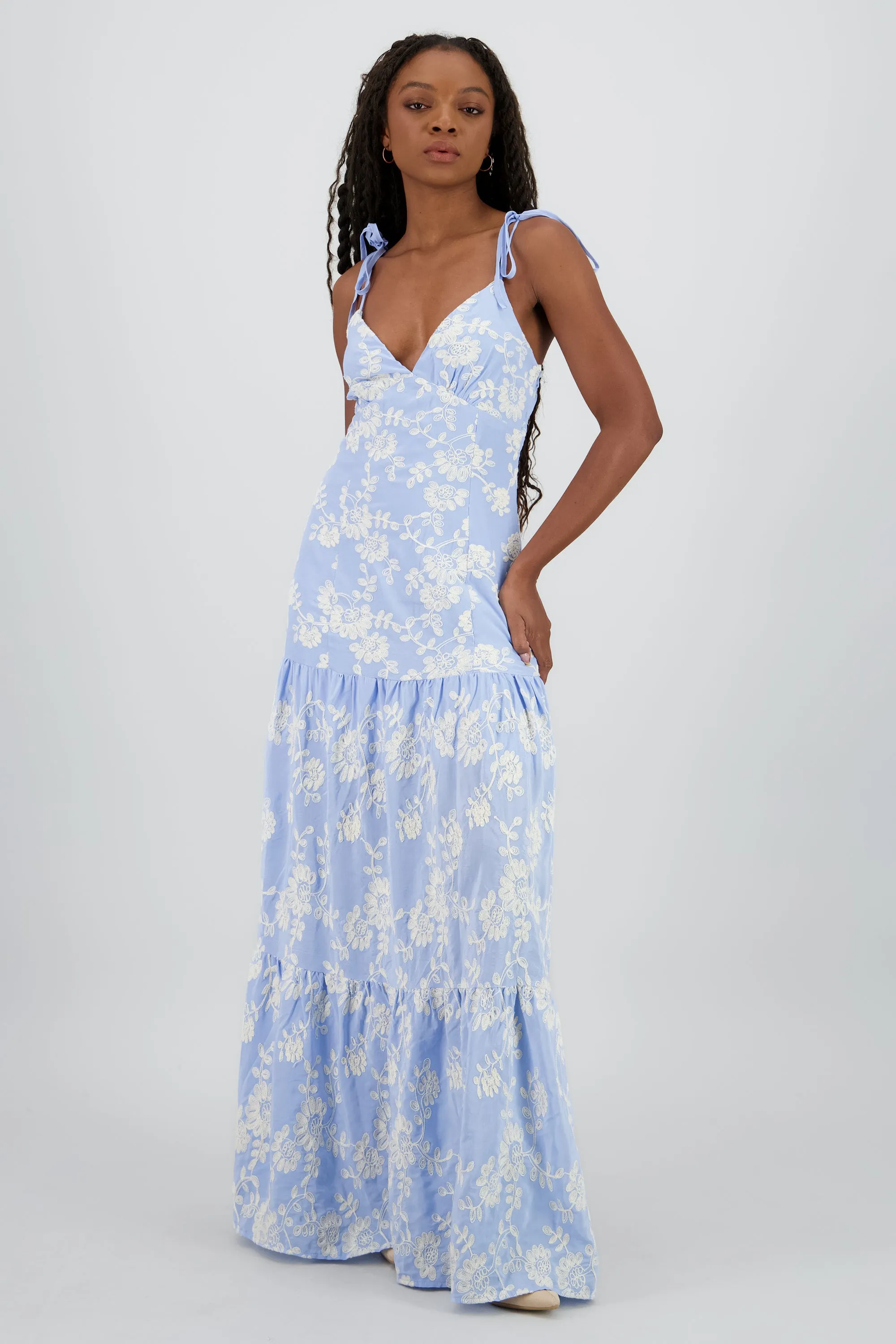 Vestido maxi tirantes olanes detalle bordado sold by Shasa product image thumbnail 2