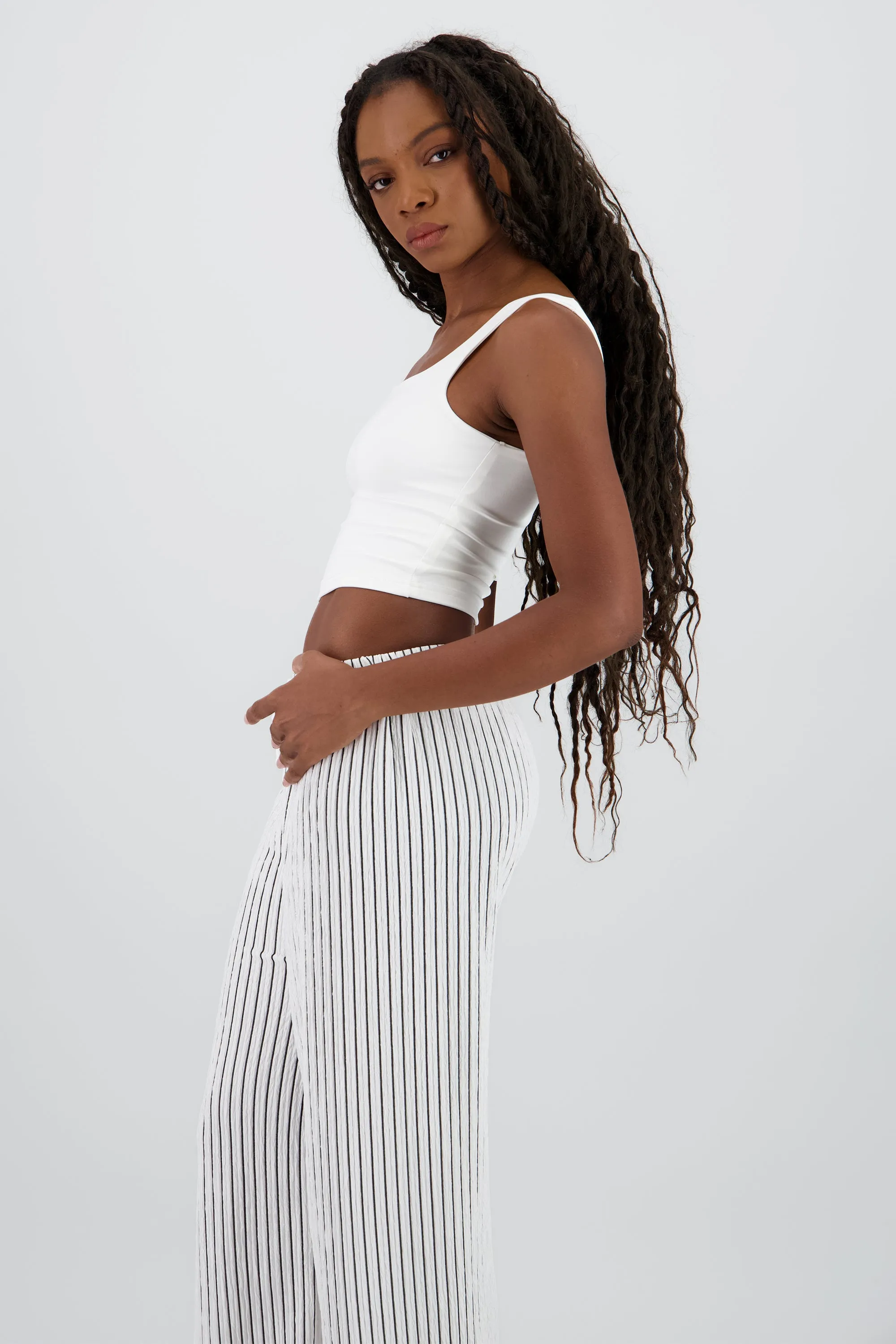 Top tirantes cuello redondo sold by Shasa product image thumbnail 3