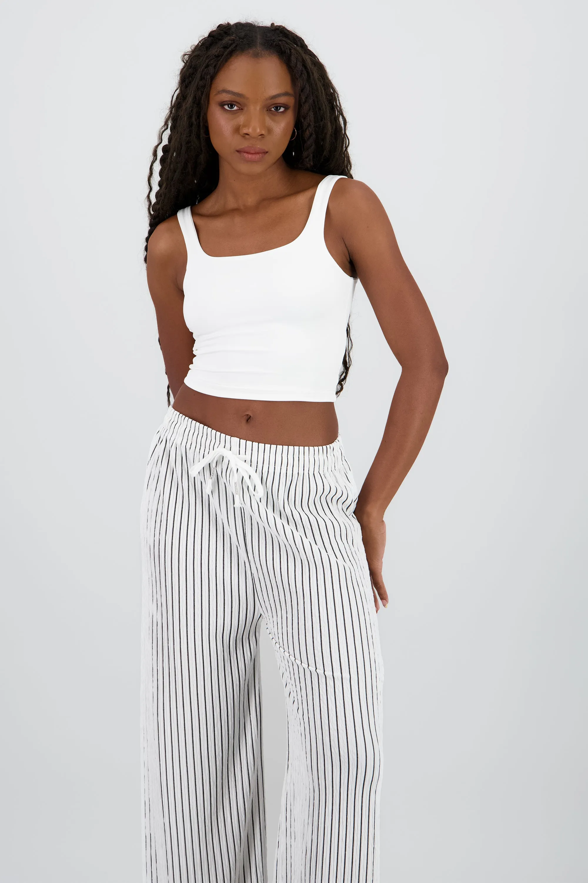 Top tirantes cuello redondo sold by Shasa product image thumbnail 2