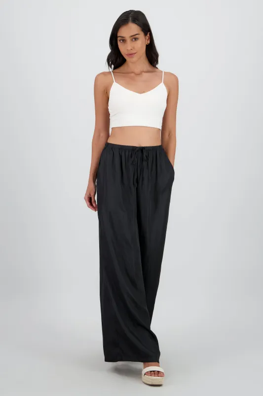 Pantalon fluido detalle jareta sold by Shasa