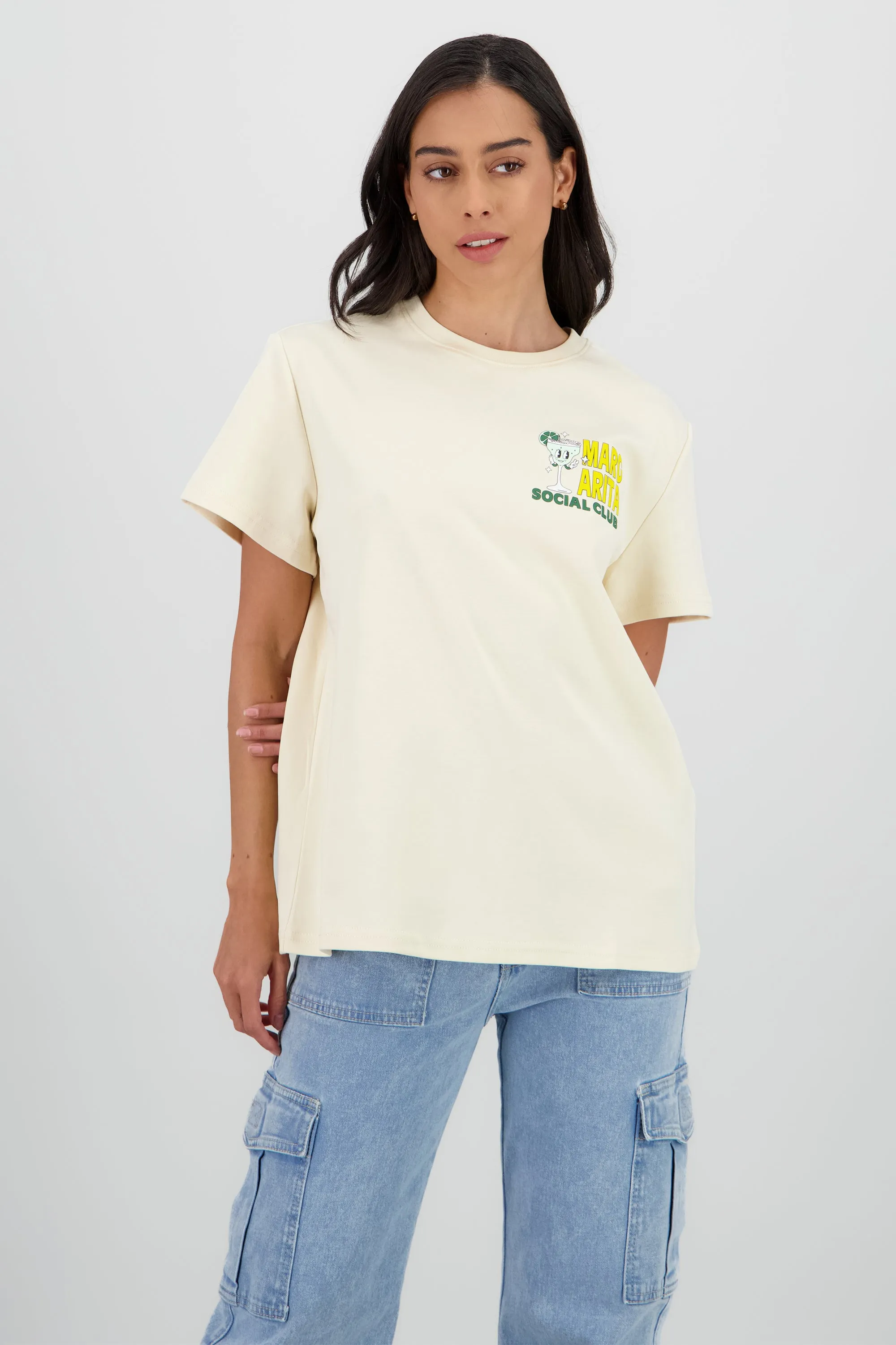 Playera oversize estampado margarita sold by Shasa