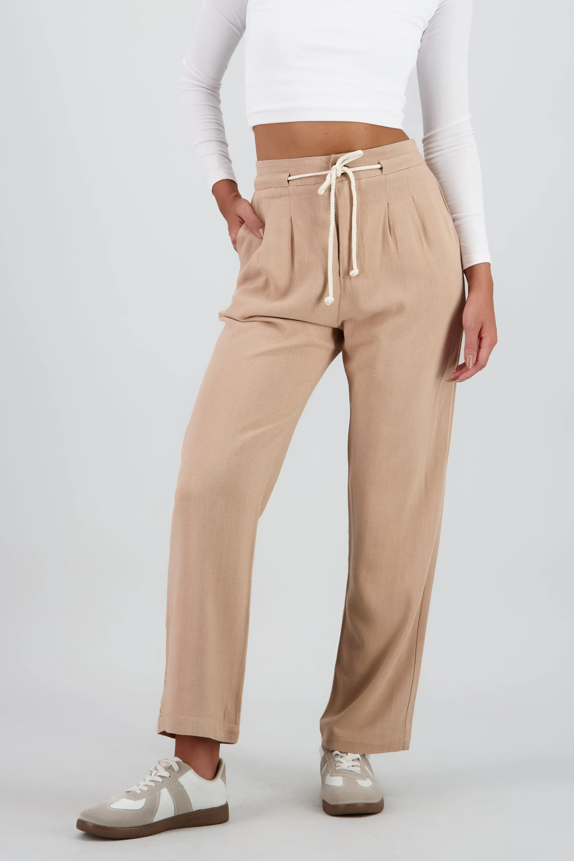 Pantalon recto liso detalle cinturon sold by Shasa product image thumbnail 2