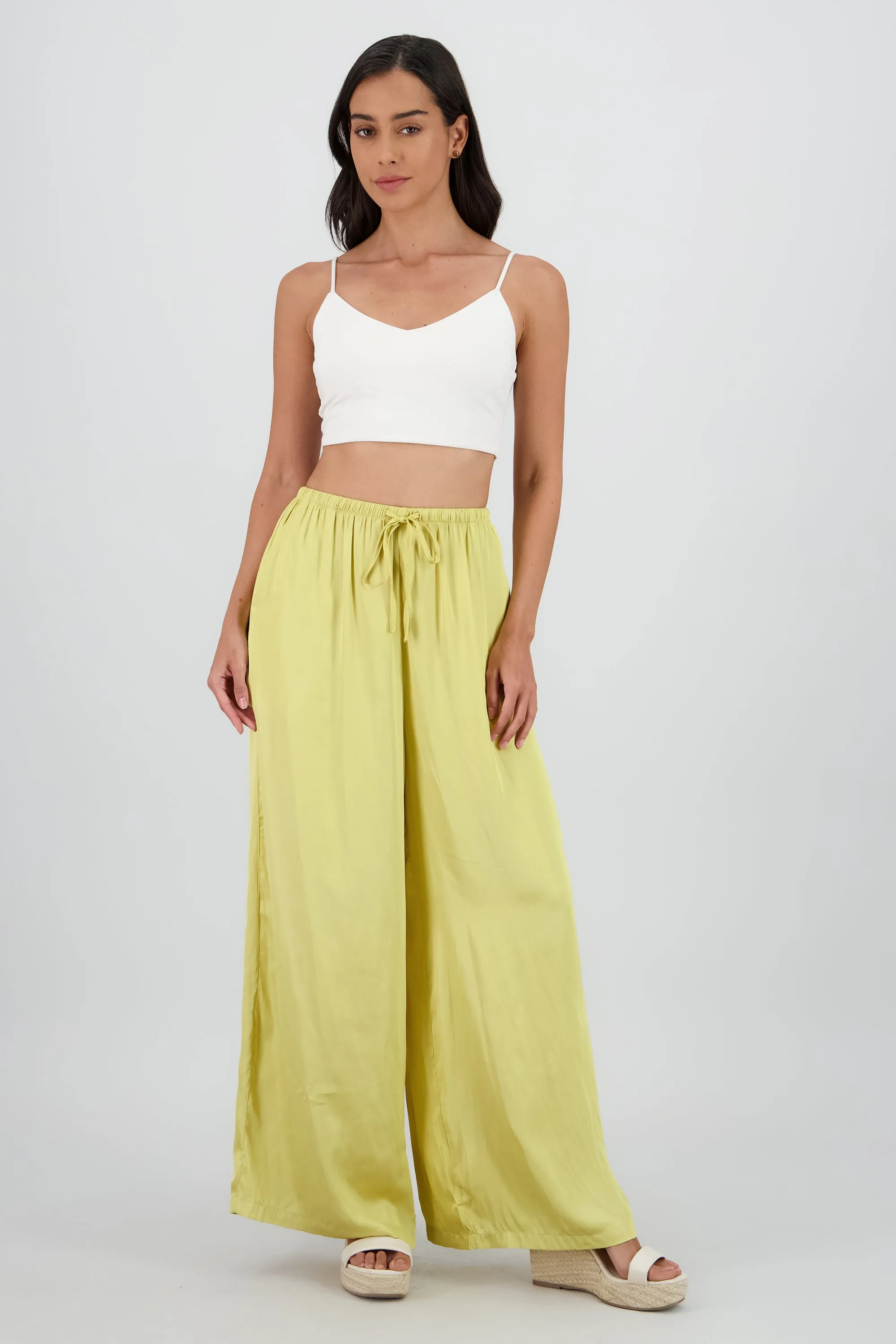 Pantalon fluido detalle jareta sold by Shasa