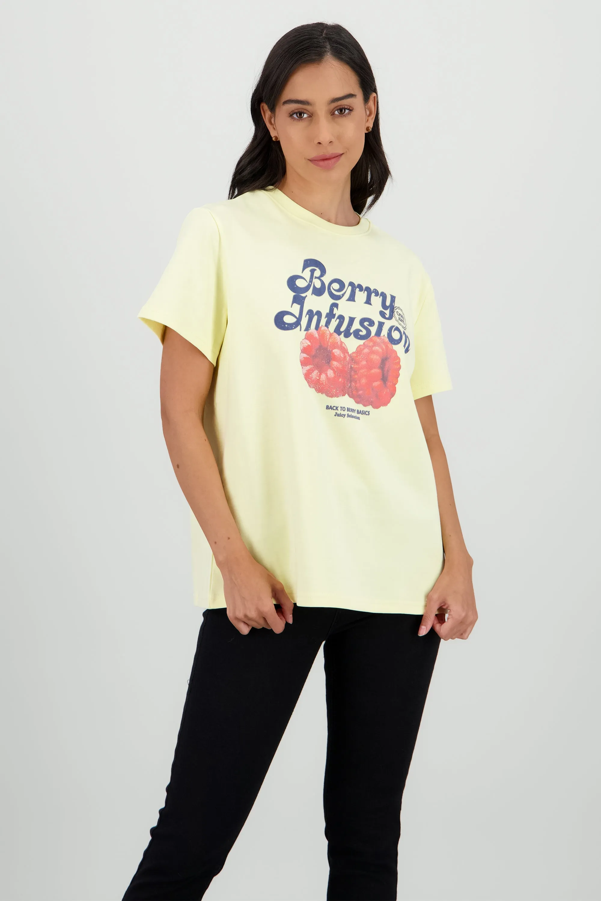 Playera manga corta estampado frutas sold by Shasa