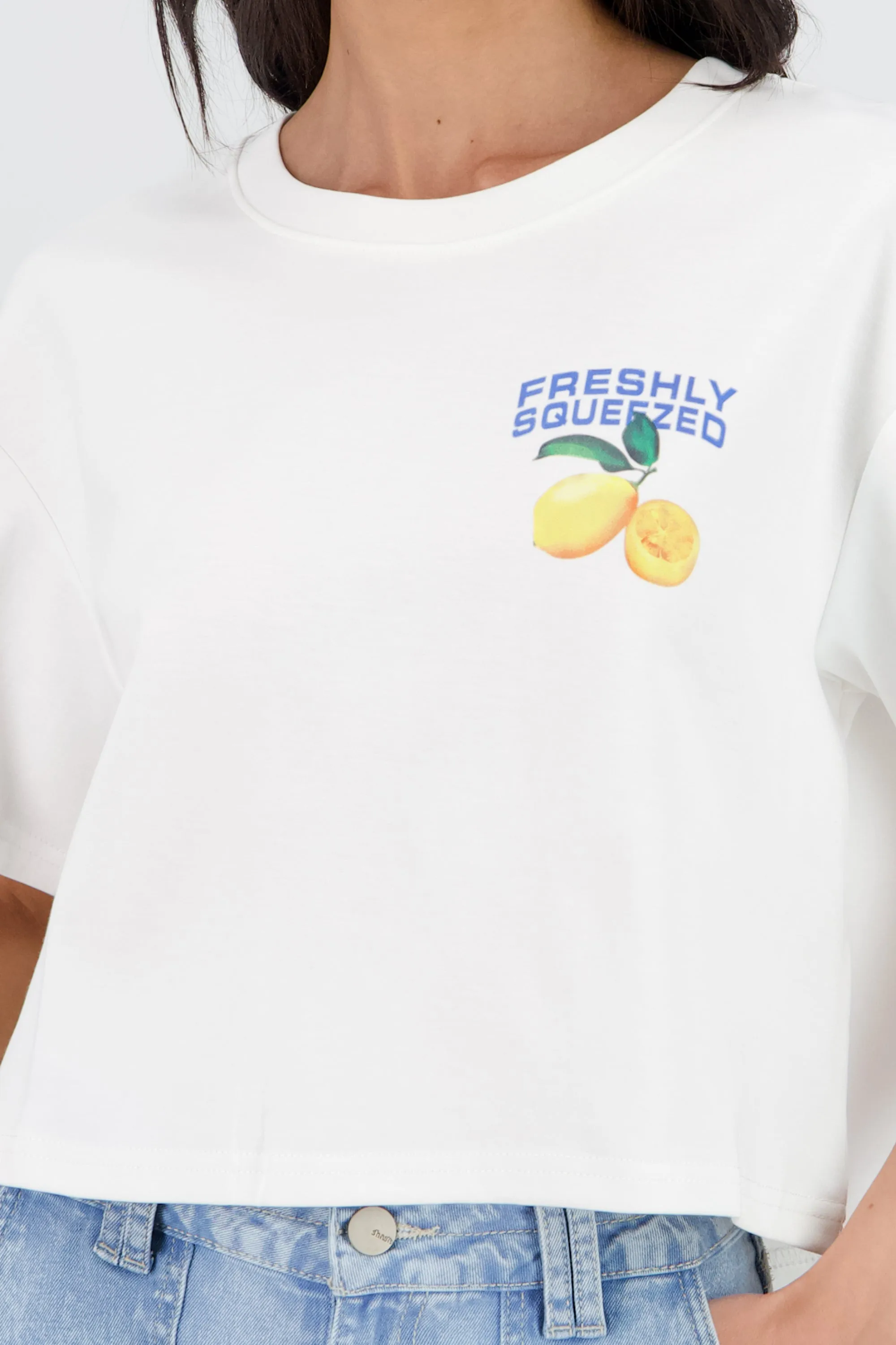 Playera manga corta crop estampado limones sold by Shasa product image thumbnail 5