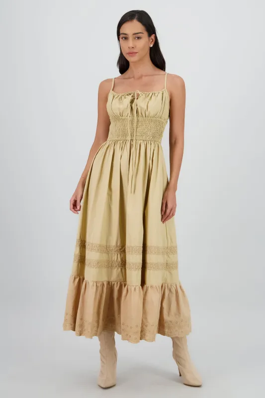 Vestido midi detalle smock tirantes sold by Shasa