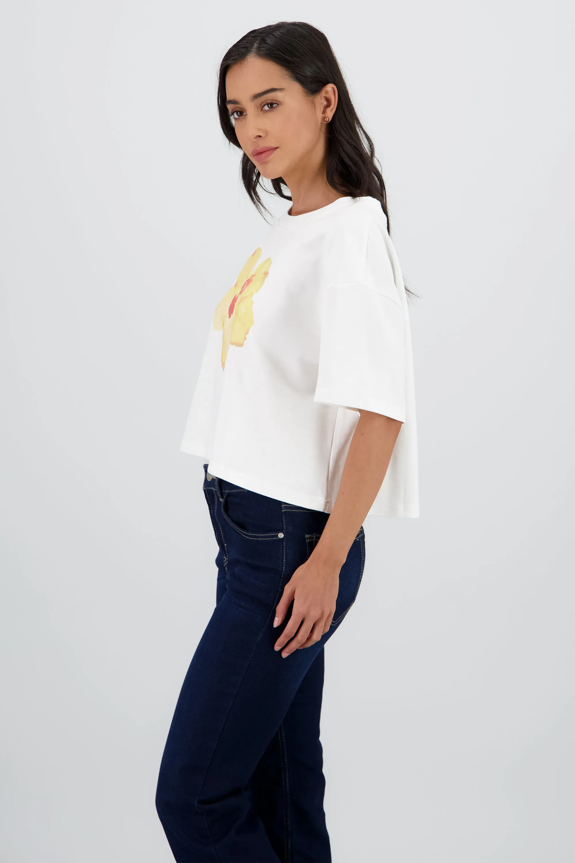 Playera manga corta crop estampado flor sold by Shasa product image thumbnail 3