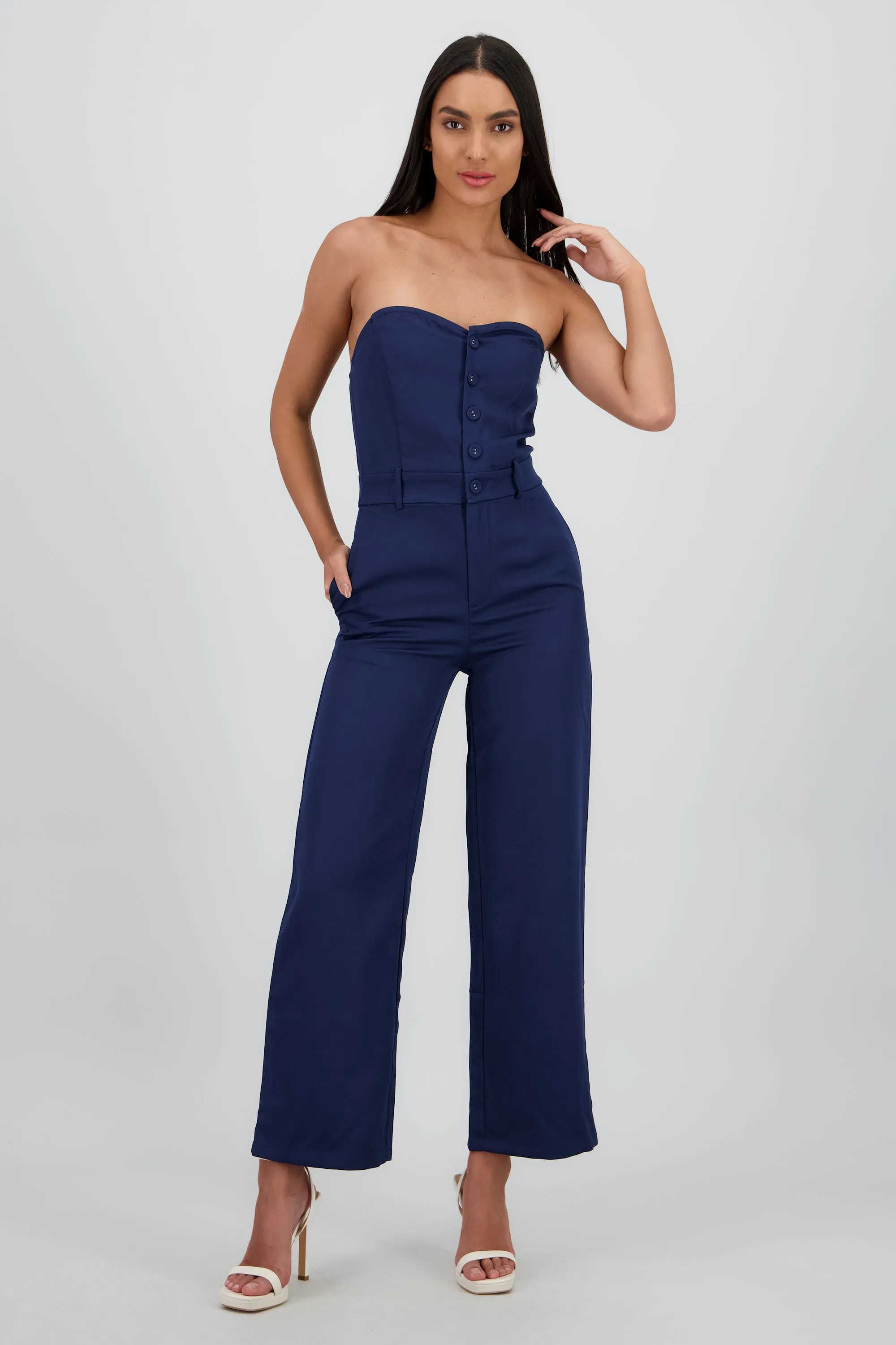 Jumpsuit strapless con botones sold by Shasa