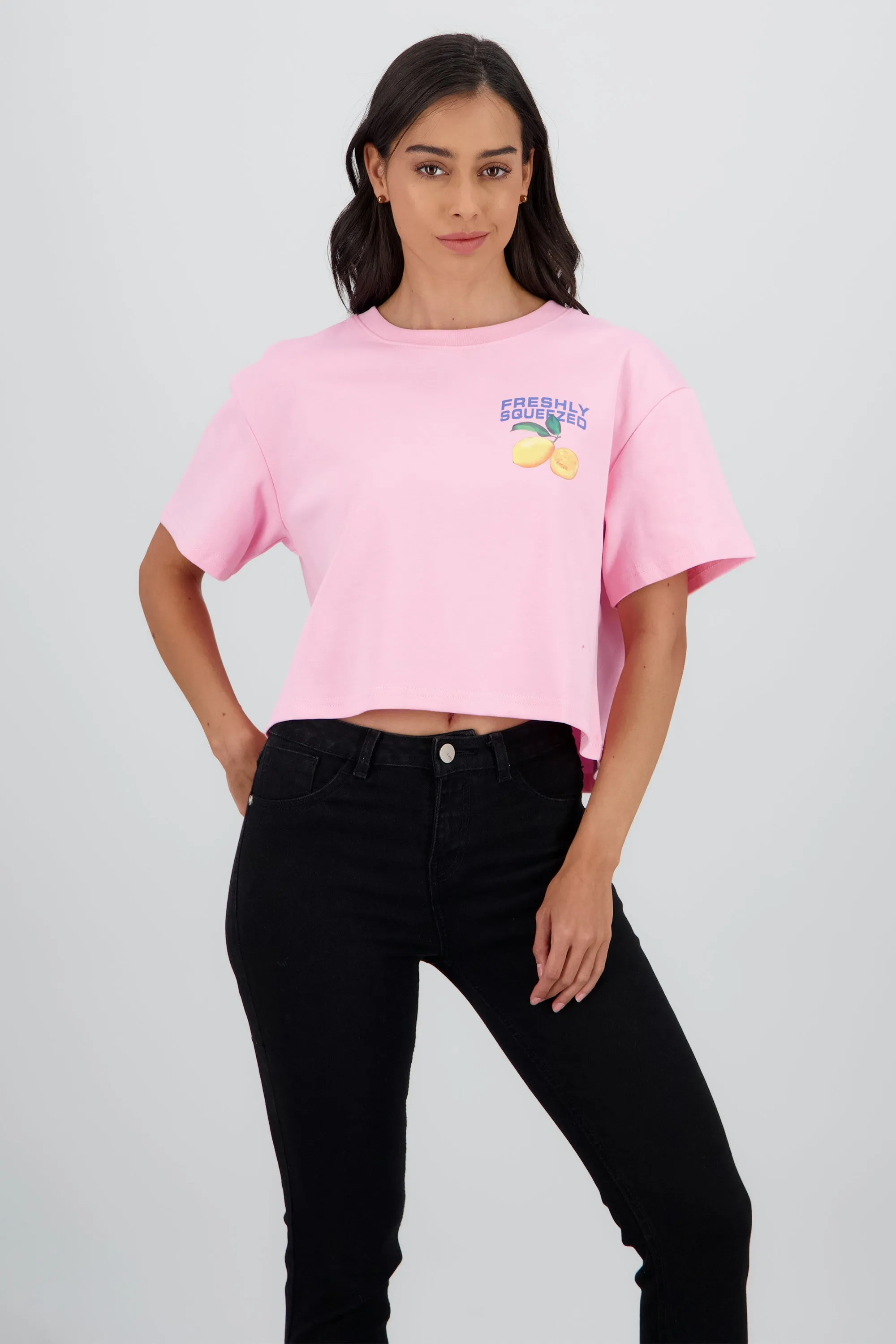 Playera manga corta crop estampado limones sold by Shasa