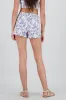 Short fluido estampado flores sold by Shasa