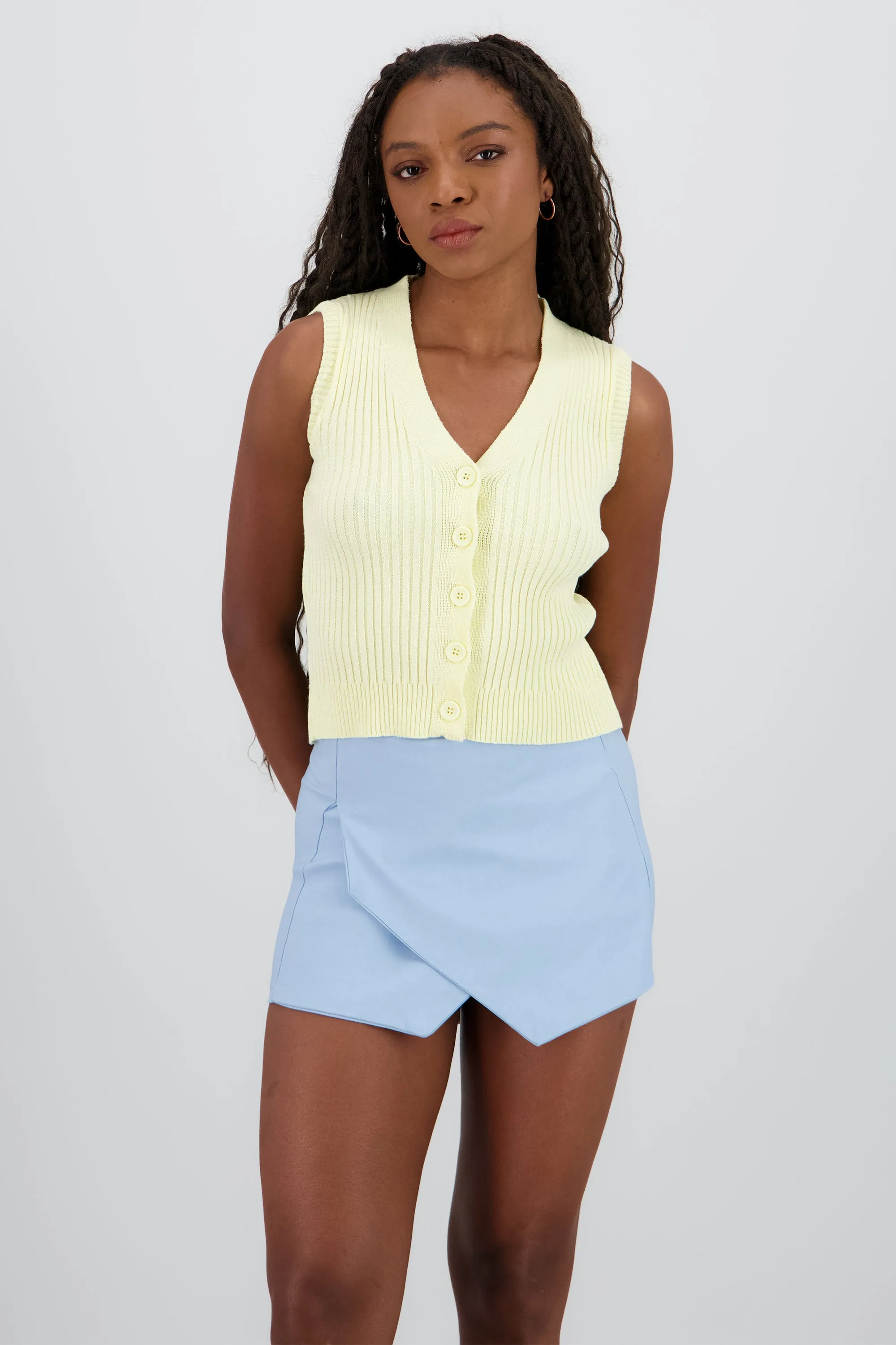 Chaleco tejido acanalado botones sold by Shasa