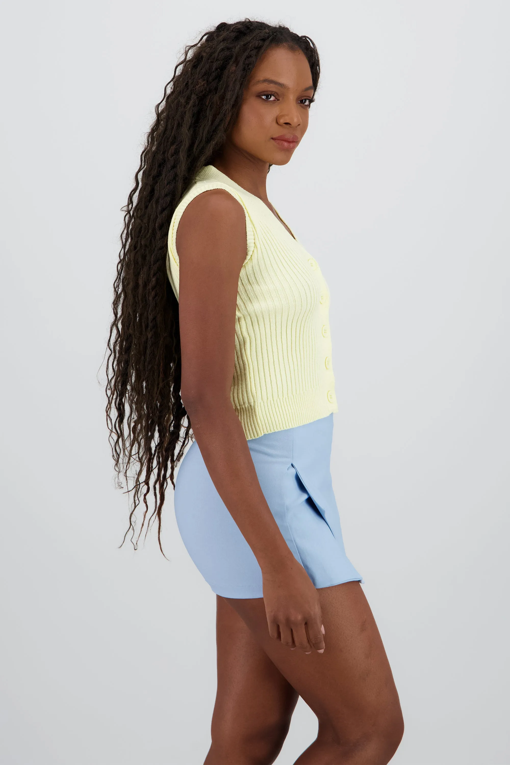 Chaleco tejido acanalado botones sold by Shasa product image thumbnail 3