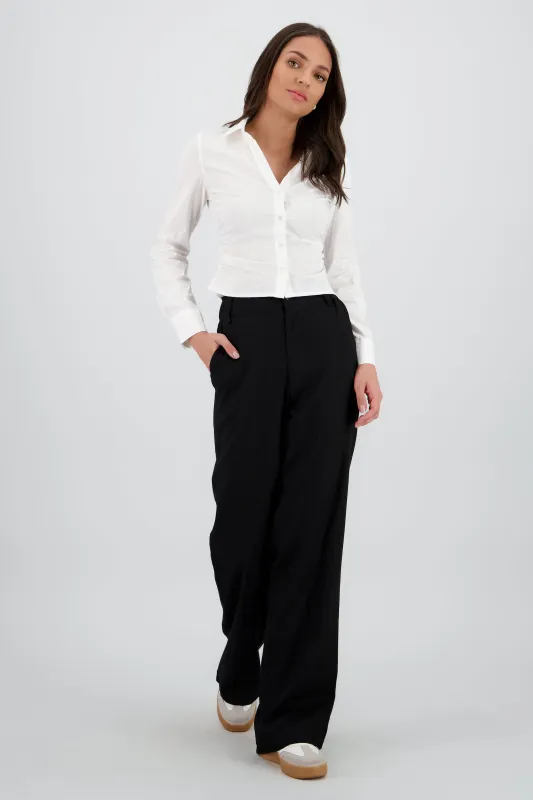 Pantalon recto detalle bolsas cargo sold by Shasa
