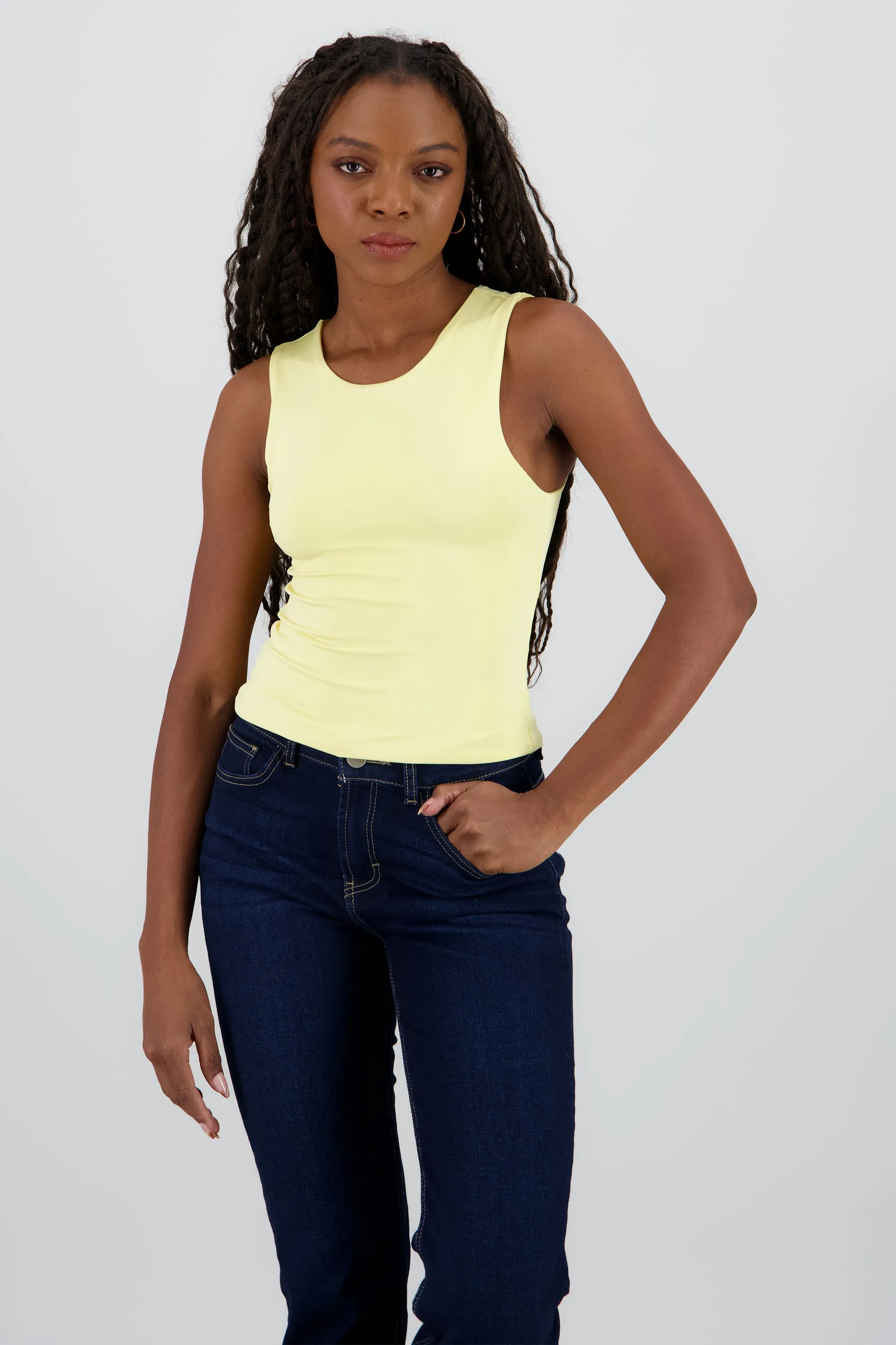 Top de doble tela con tacto suave liso sold by Shasa product image thumbnail 2