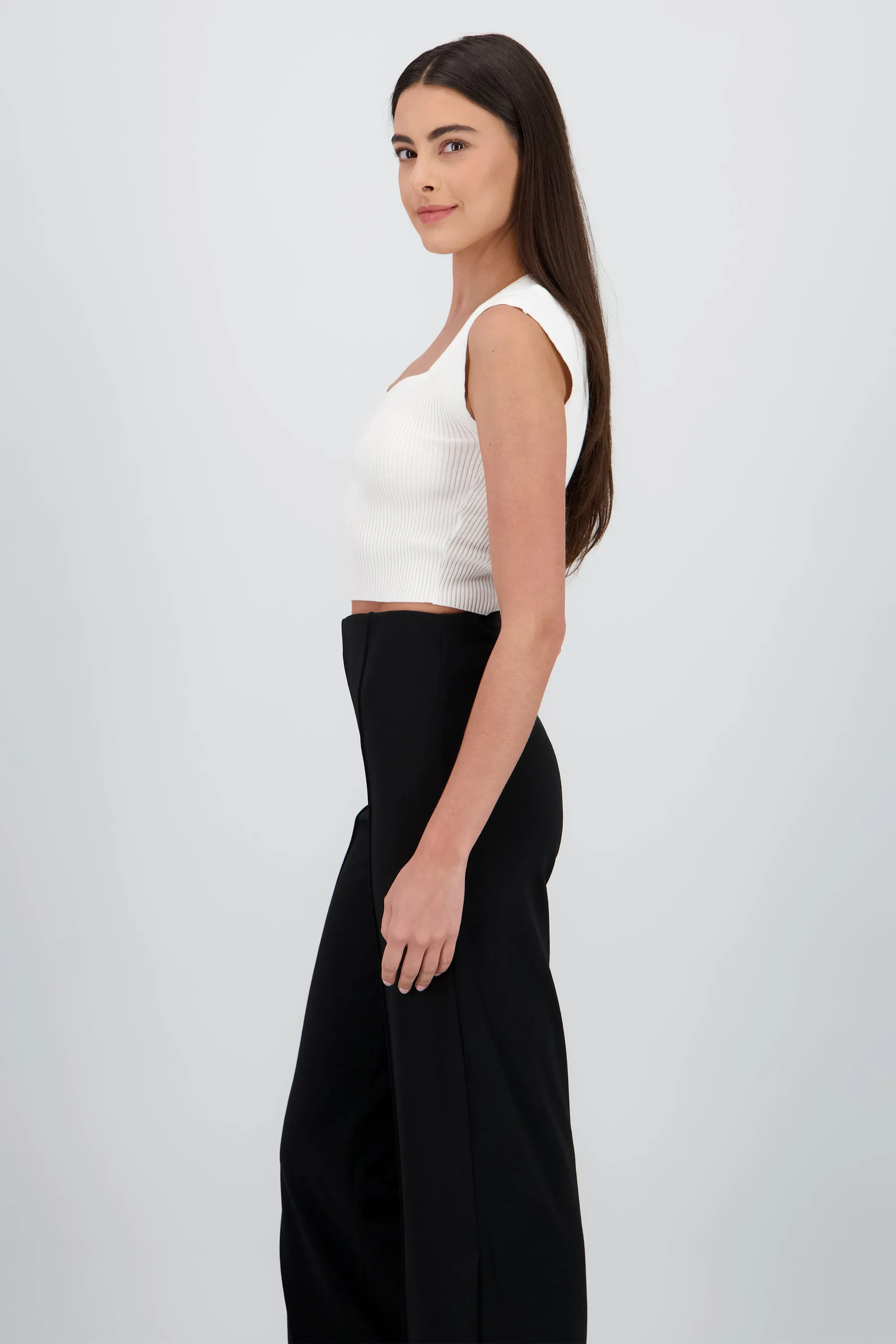 Top tejido manga corta escote corazon sold by Shasa product image thumbnail 3