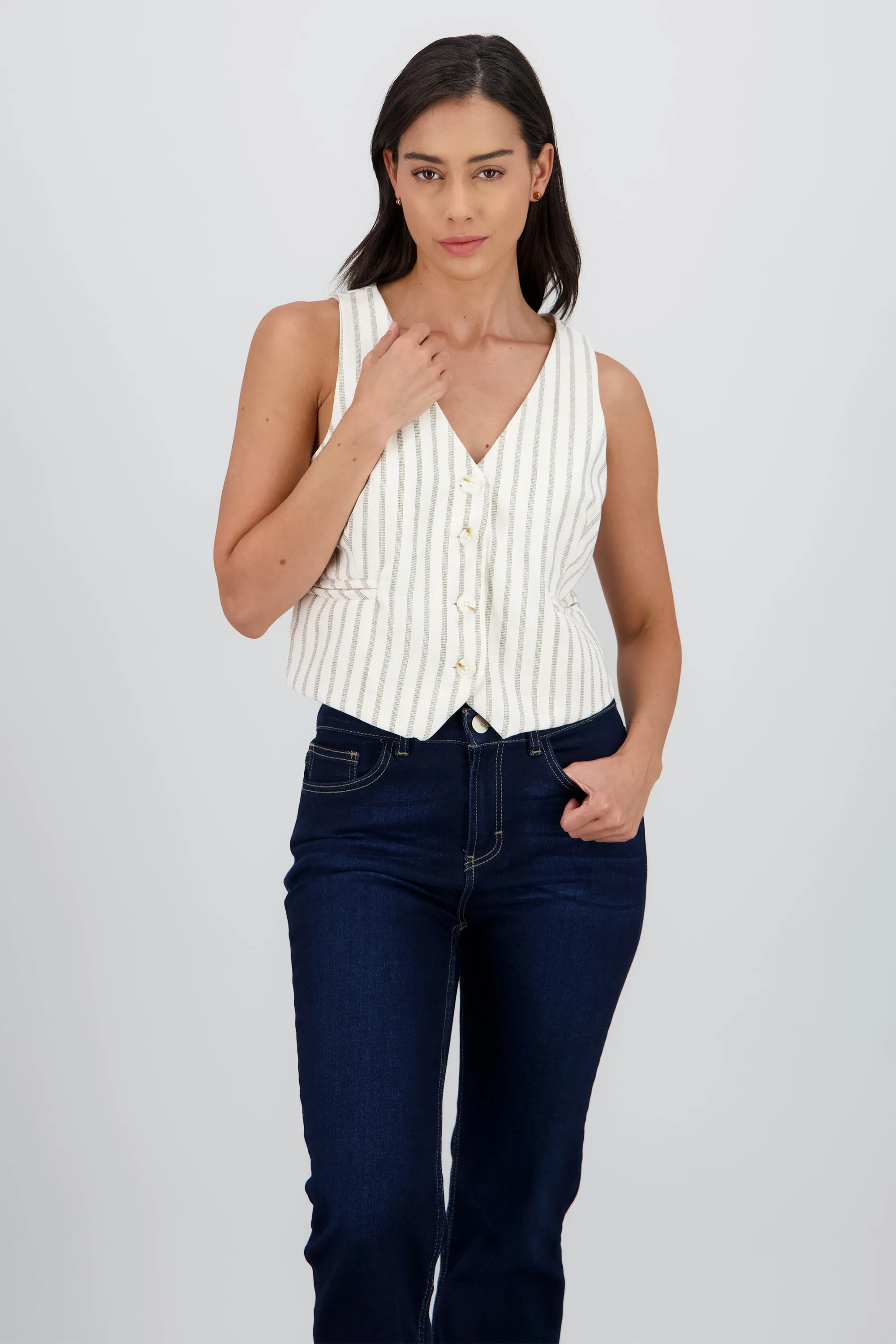 Chaleco botones rayas sold by Shasa