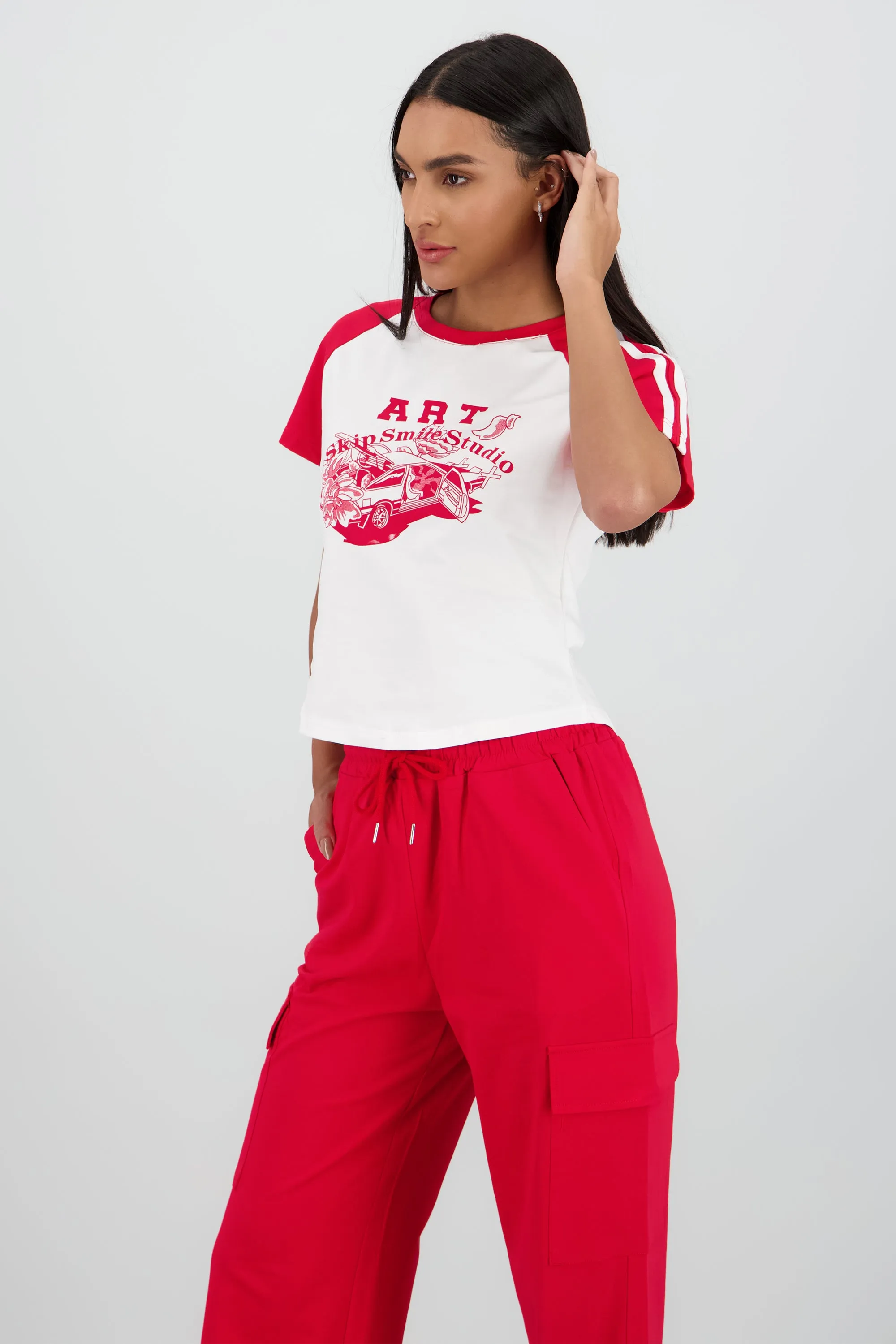 Playera crop detalle estampado contraste mangas sold by Shasa product image thumbnail 3