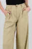 Pantalon sastreado detalle pinzas sold by Shasa