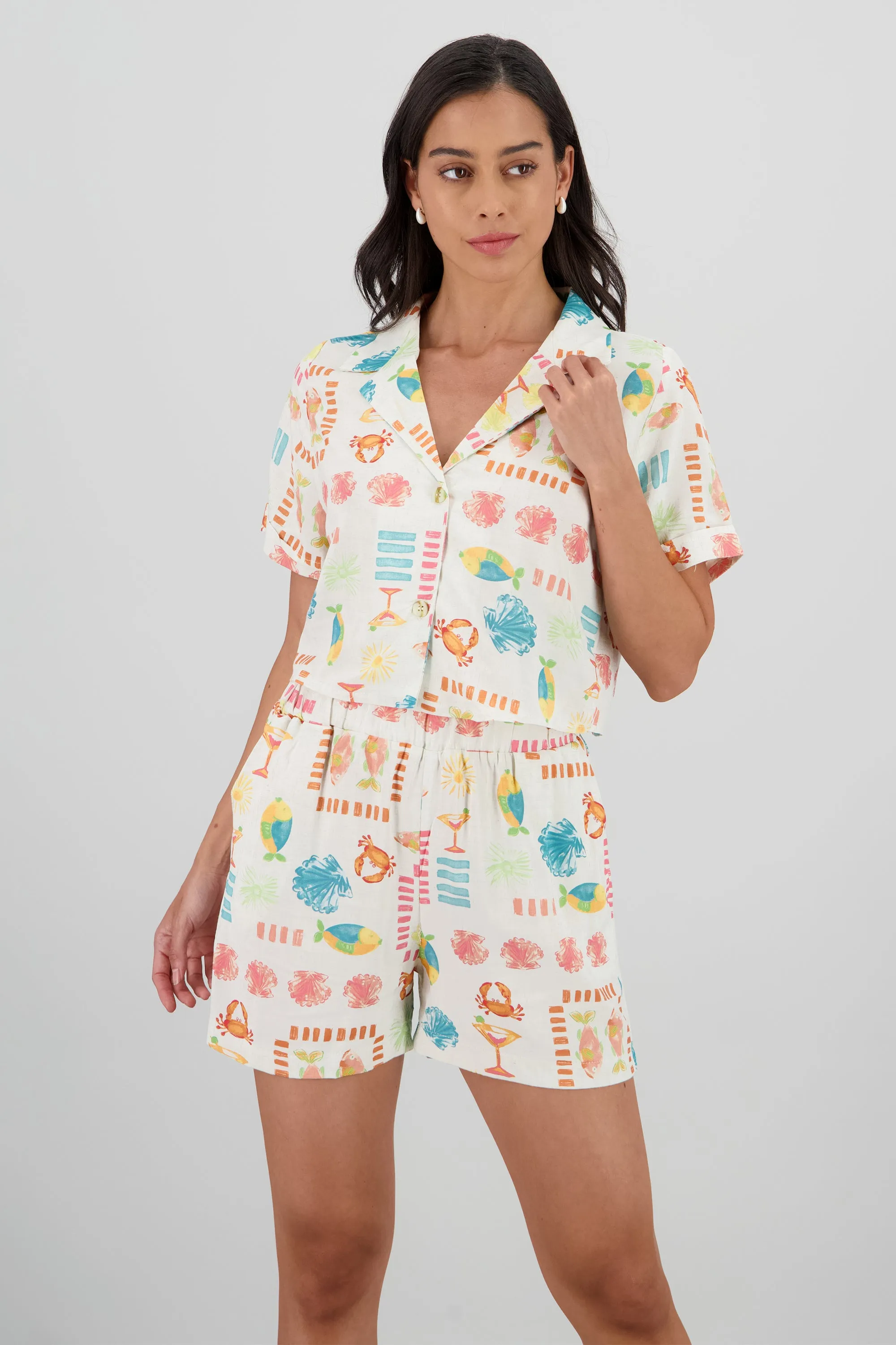 Camisa manga corta detalle cuello estampado sold by Shasa product image thumbnail 2