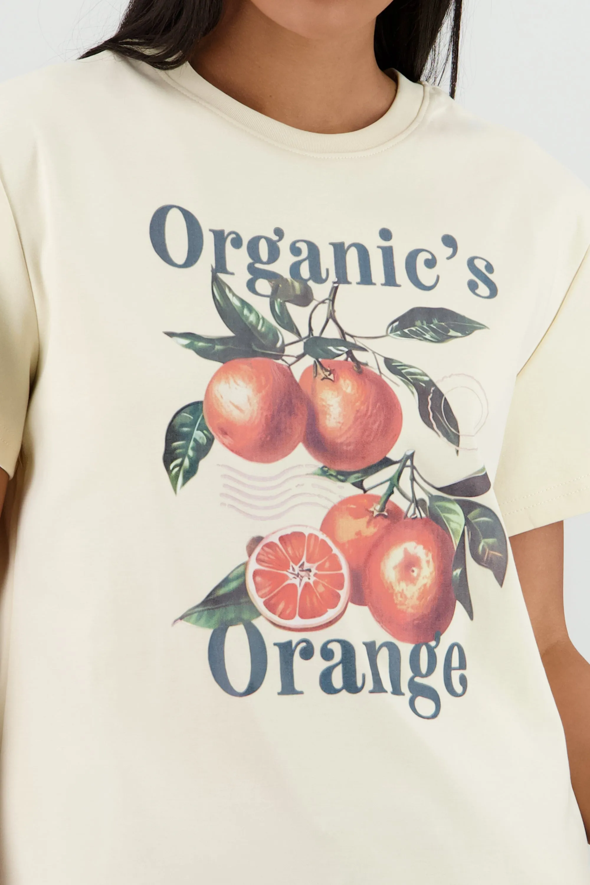 Playera manga corta oversize estampado naranjas sold by Shasa product image thumbnail 5