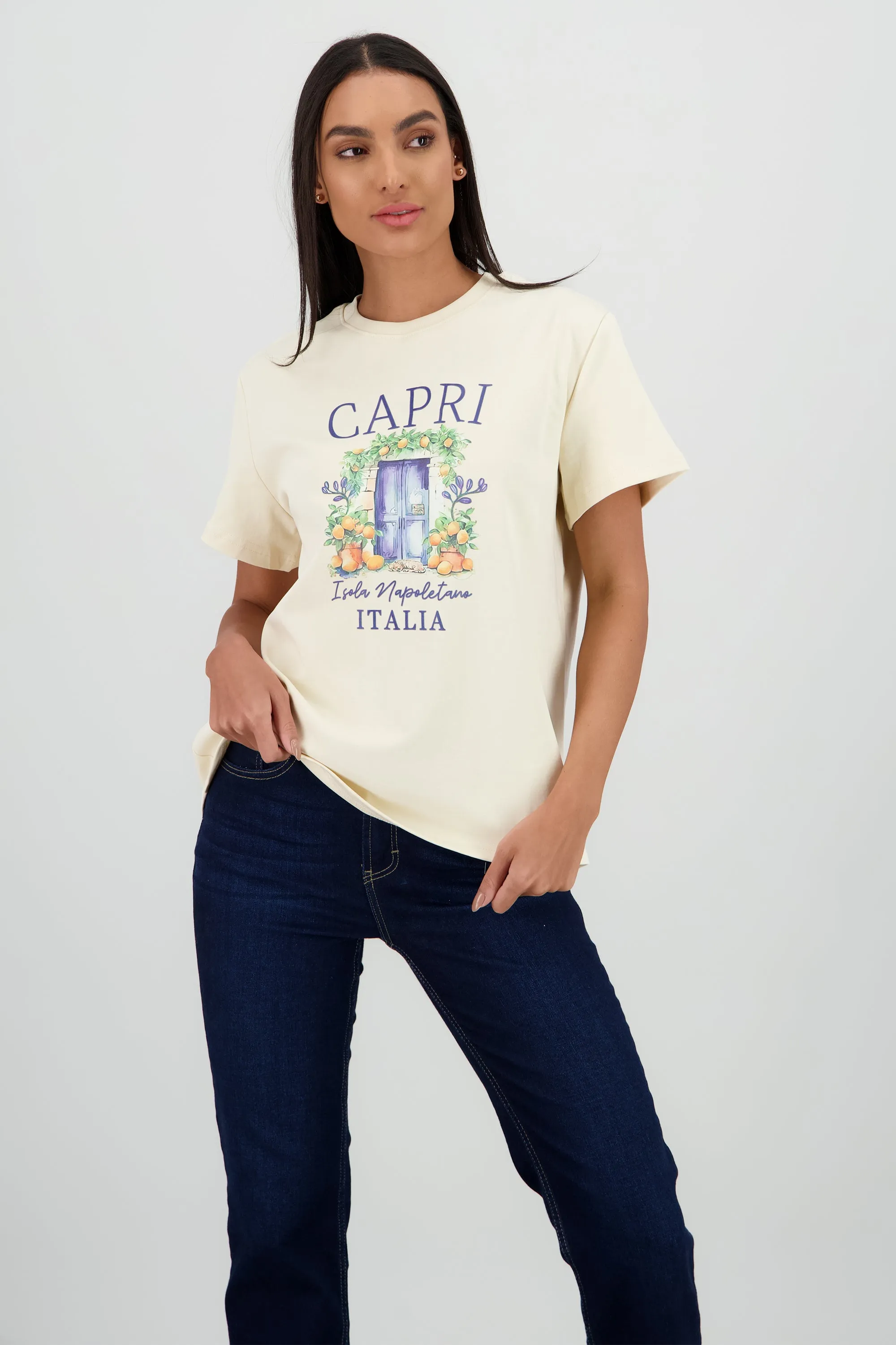 Playera manga corta estampado capri sold by Shasa