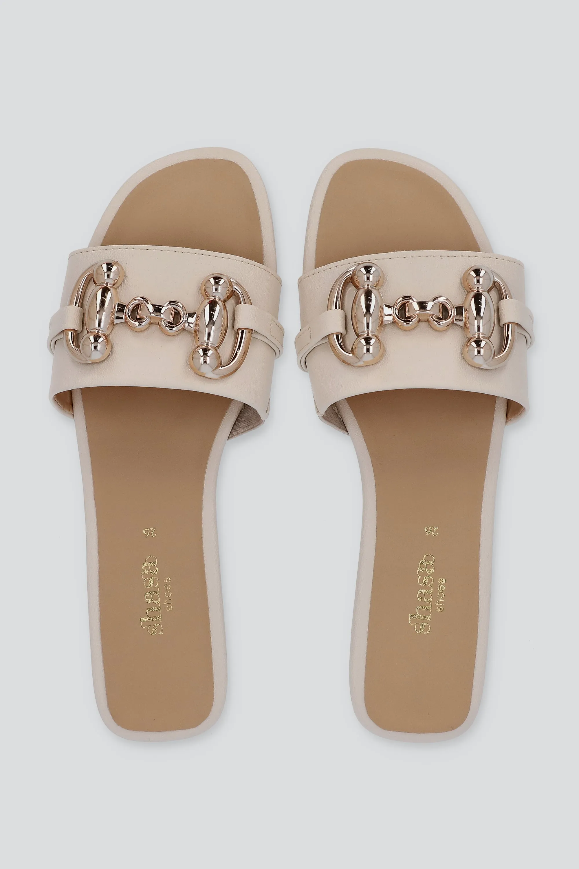 Sandalia tira ancha aplicación eslabon grande sold by Shasa product image thumbnail 2