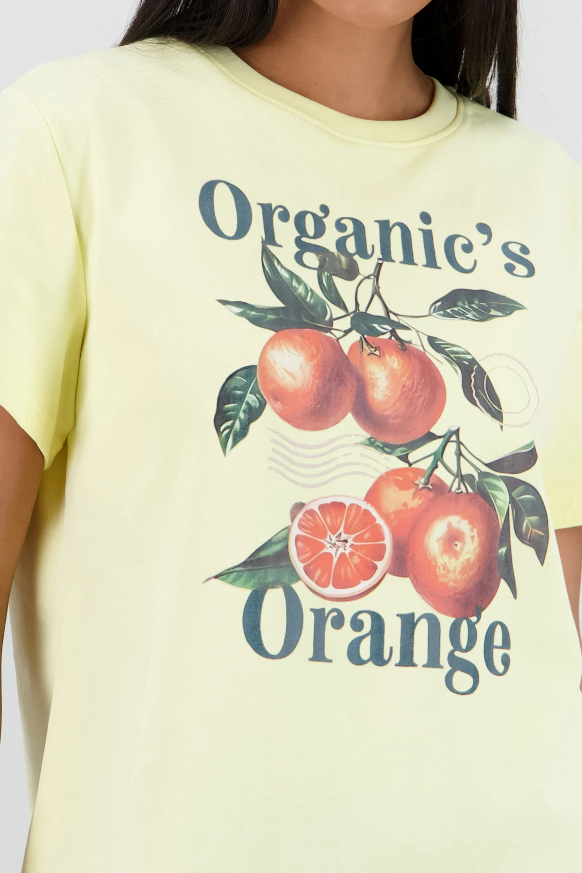 Playera manga corta oversize estampado naranjas sold by Shasa product image thumbnail 5