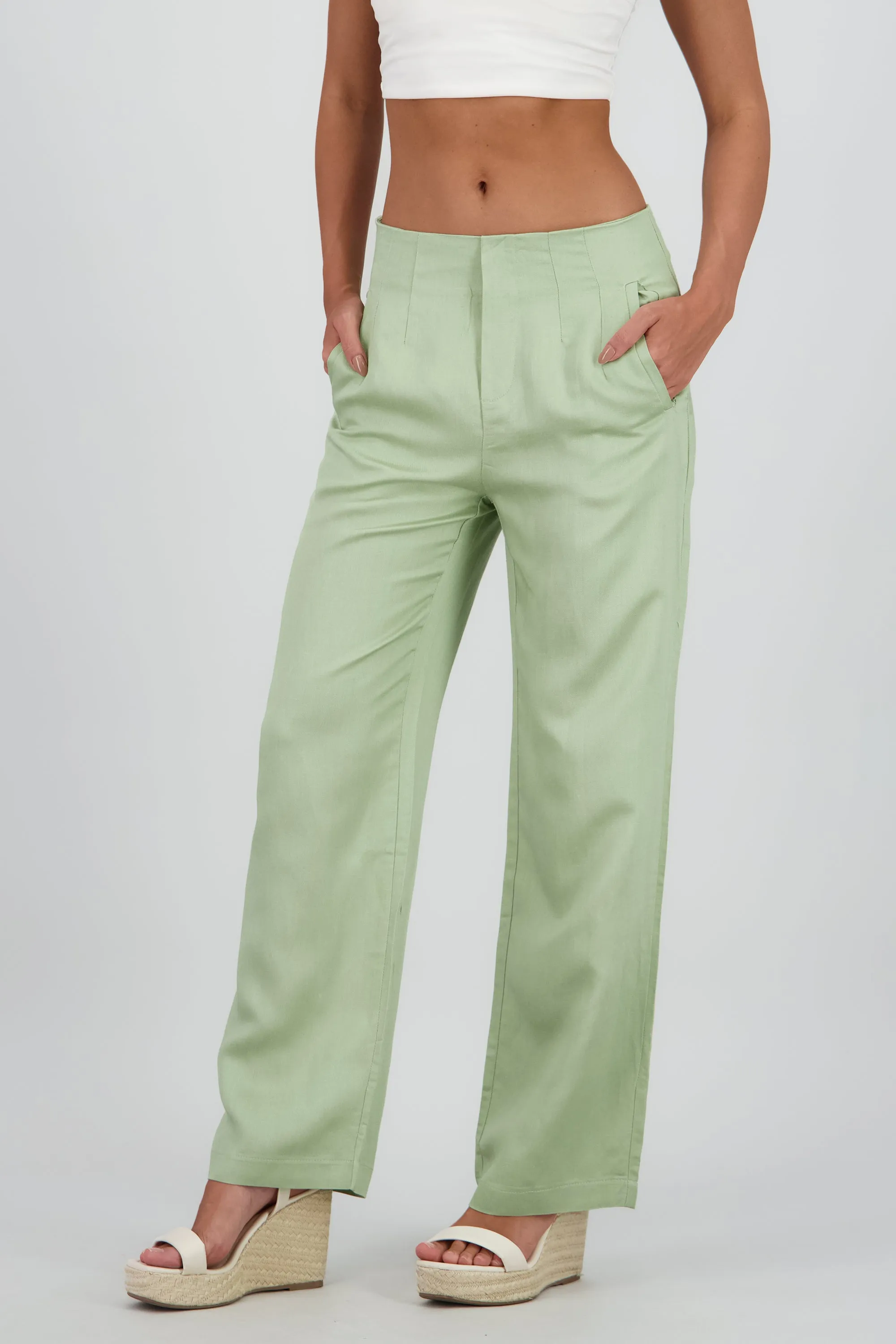 Pantalon fluido detalle pinzas sold by Shasa product image thumbnail 3