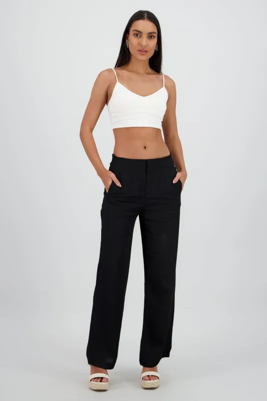 Pantalon fluido detalle pinzas sold by Shasa