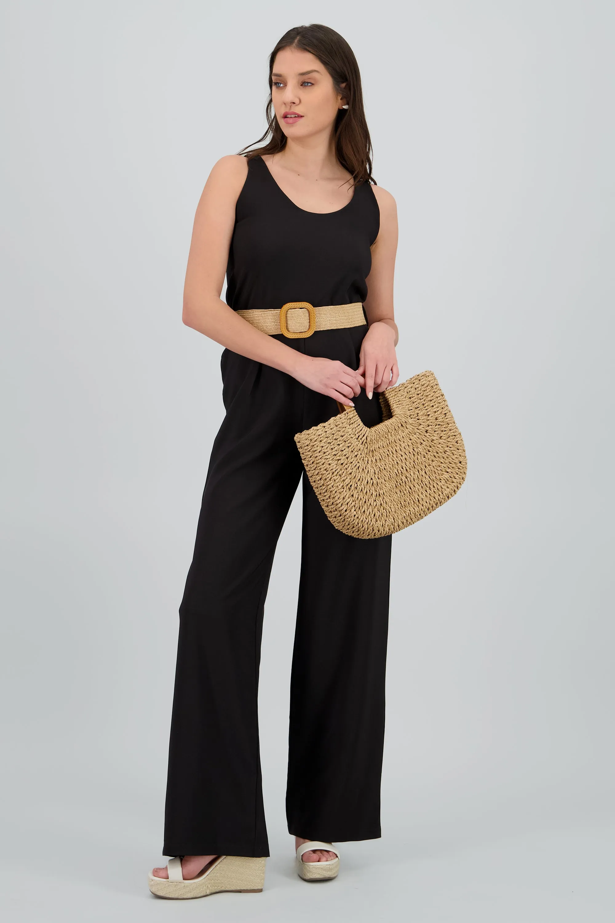 Jumpsuit cuellocuadrado detalle cinturon sold by Shasa product image thumbnail 2