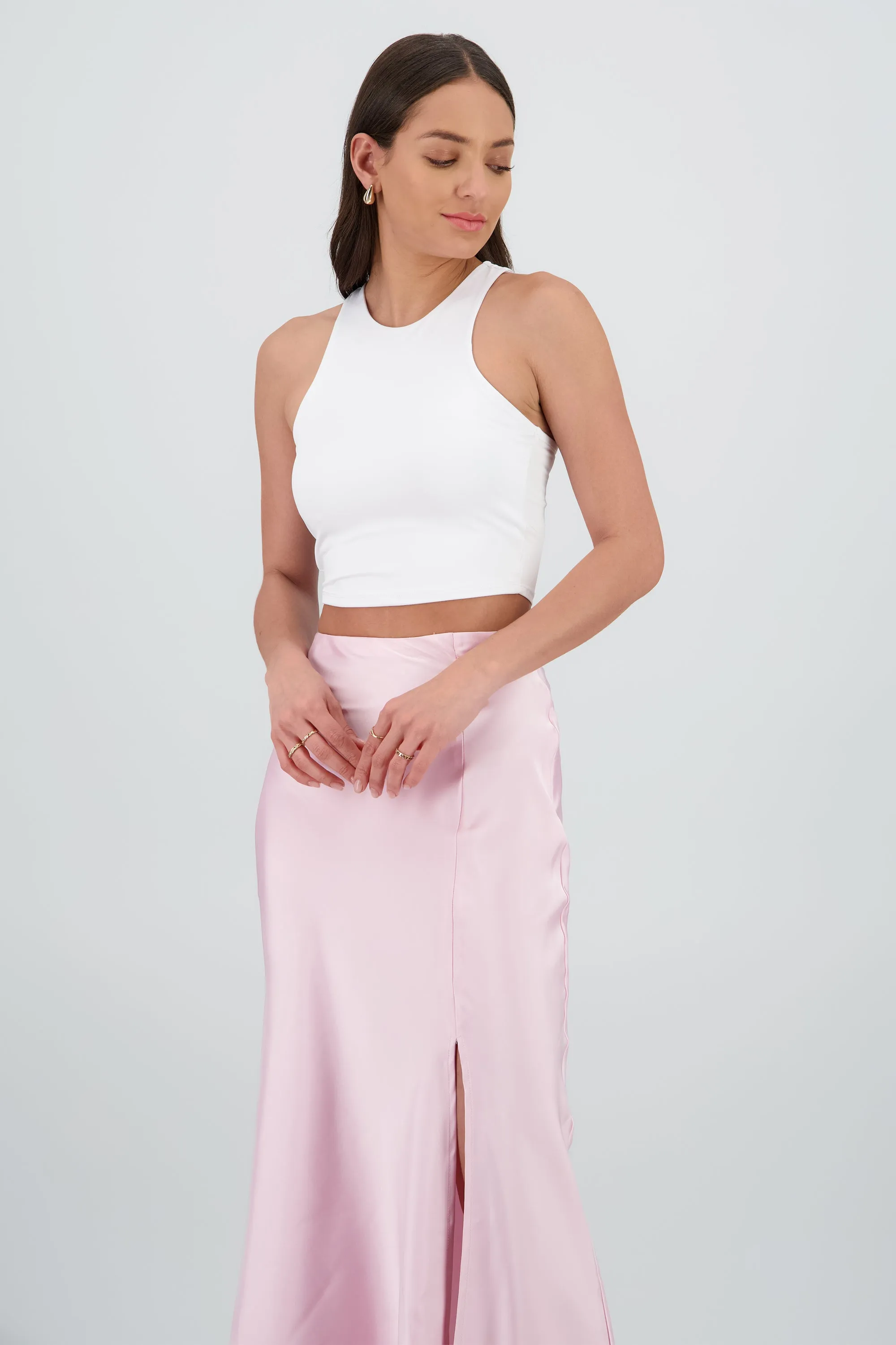 Top liso sin manga cuello redondo sold by Shasa product image thumbnail 2