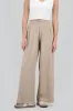 Pantalon vestir pinzas mini pretina sold by Shasa