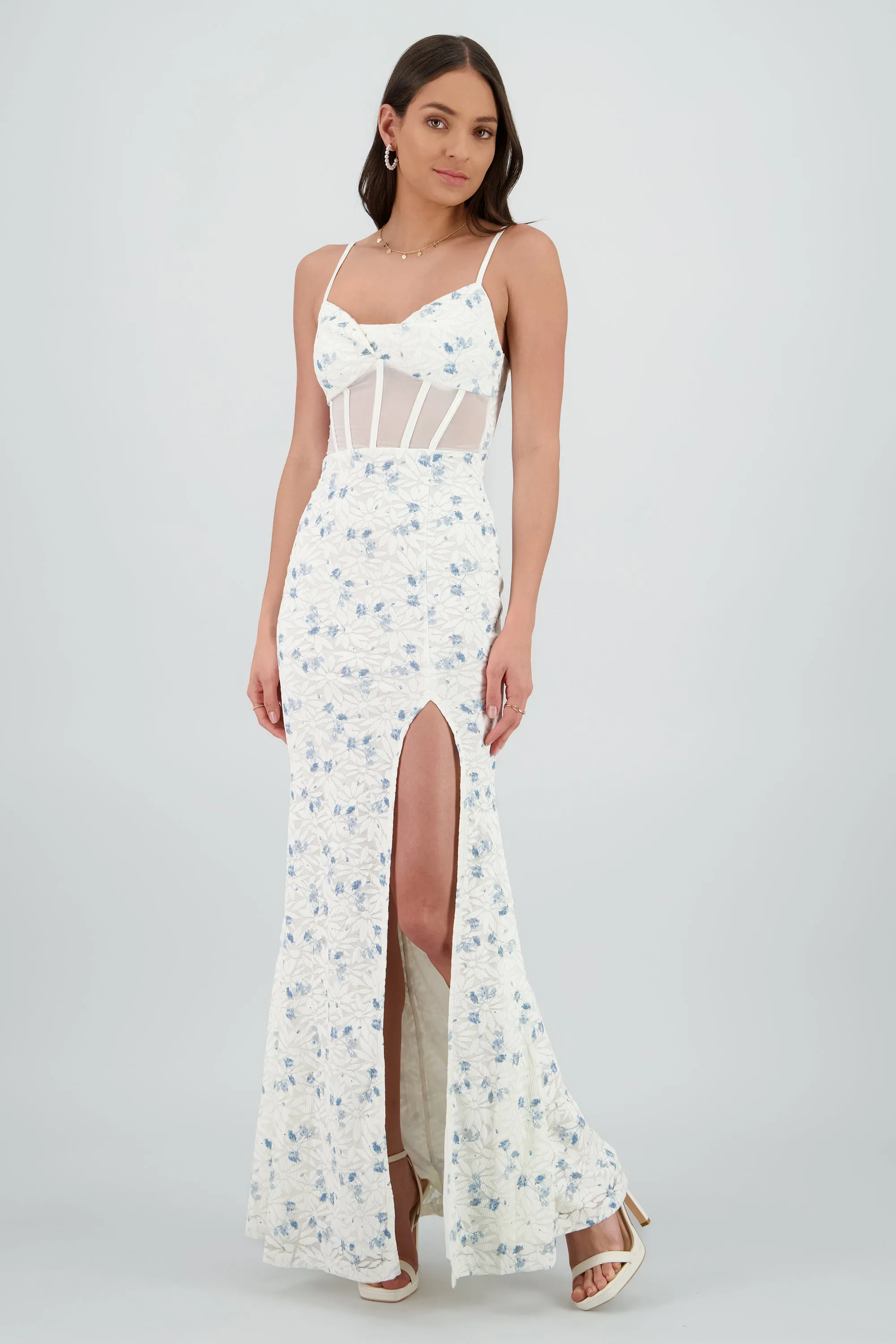 Vestido maxi de encaje con flores y varillas sold by Shasa