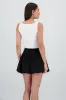 Top escote drapeado sin mangas sold by Shasa