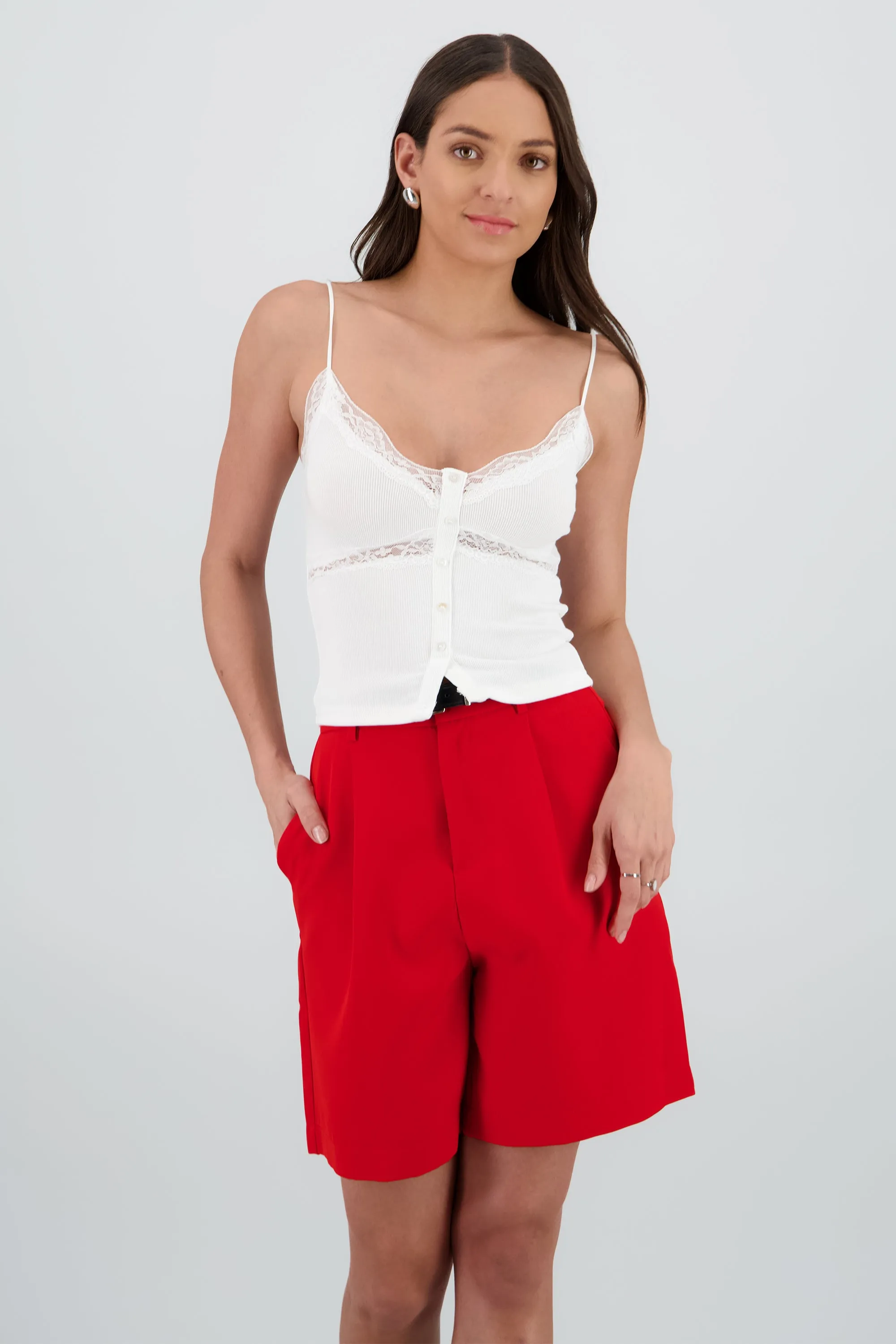 Top tirantes detalle encaje botones sold by Shasa product image thumbnail 2