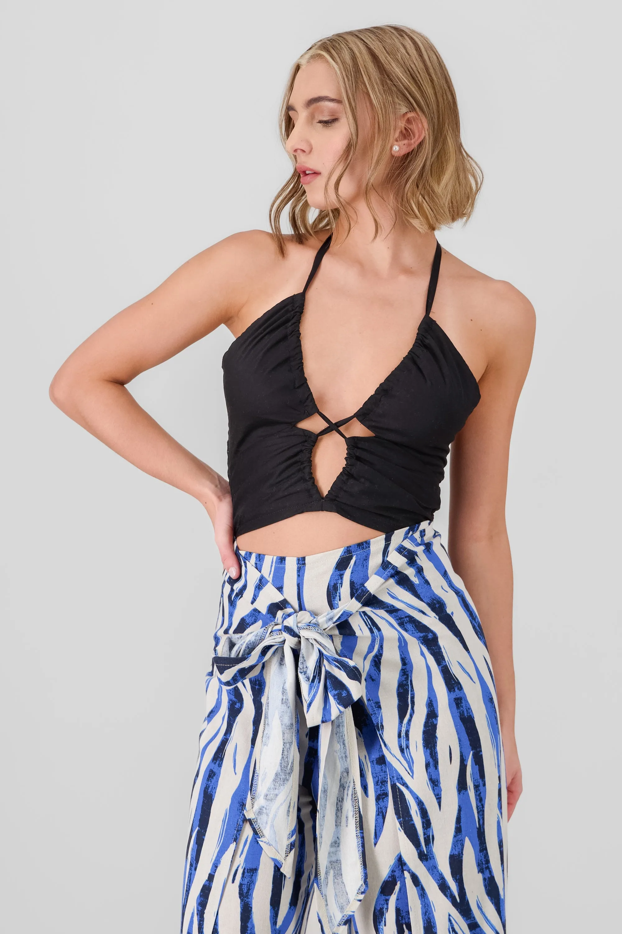 Top cutout halter sold by Shasa product image thumbnail 2