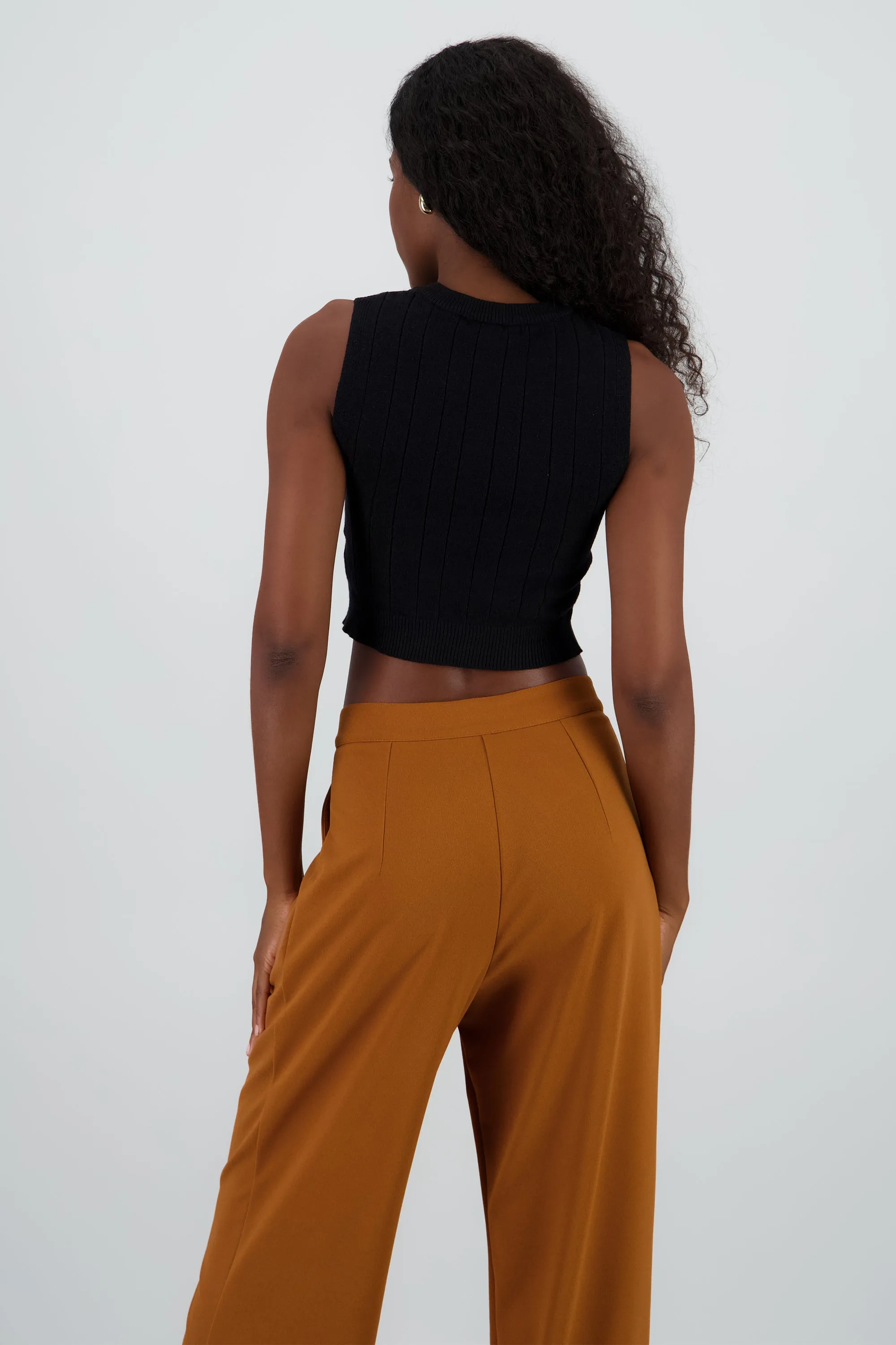 Top tejido corto sin mangas sold by Shasa product image thumbnail 4