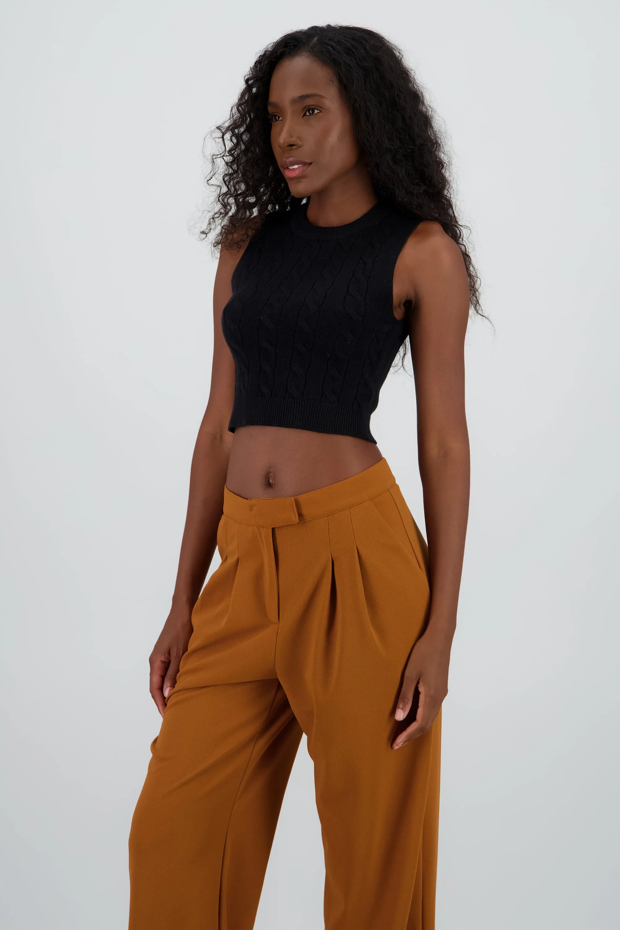 Top tejido corto sin mangas sold by Shasa product image thumbnail 3