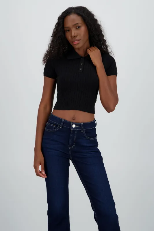 Top tejido trnzado cuello polo sold by Shasa