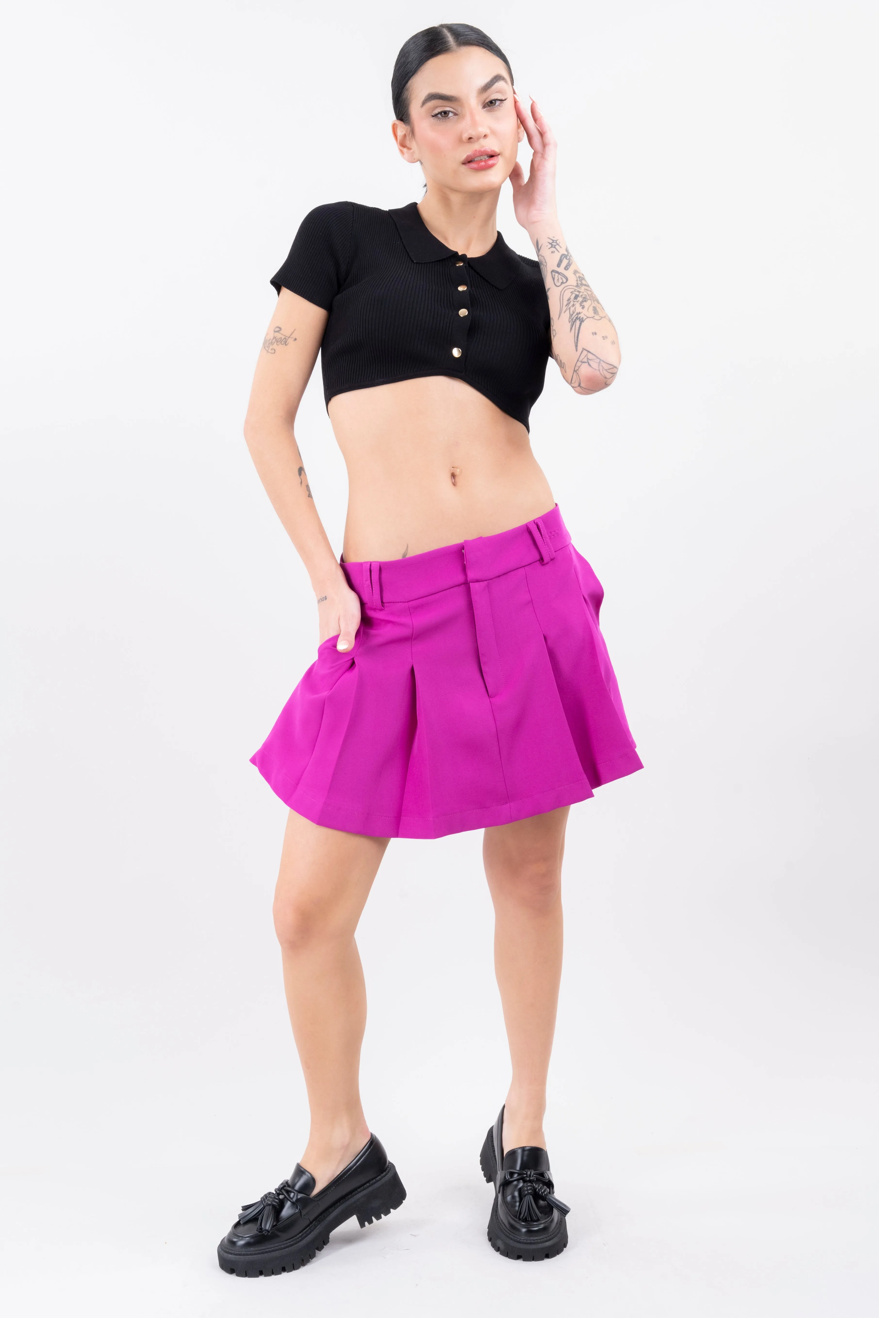 Falda mini lisa tableada sold by Shasa product image thumbnail 2